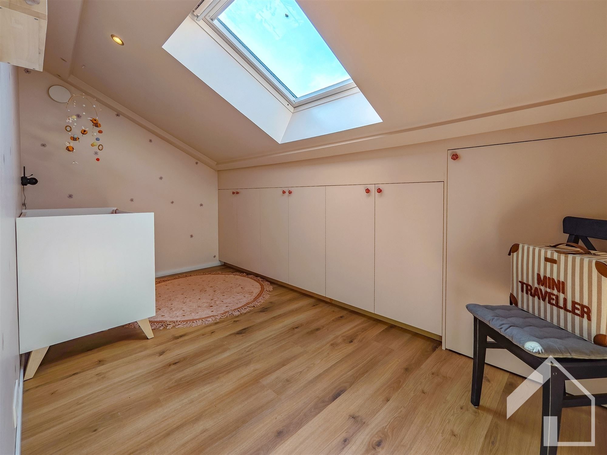 Instapklare woning met handelspand! foto 22