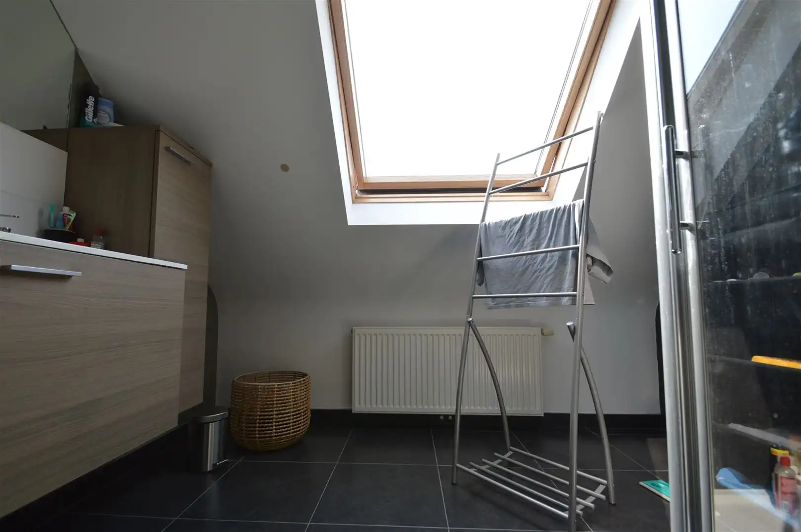 Prachtig Duplex appartement (106 m2) gelegen op het 2de verdiep te Dendermonde (Baasrode). foto 26