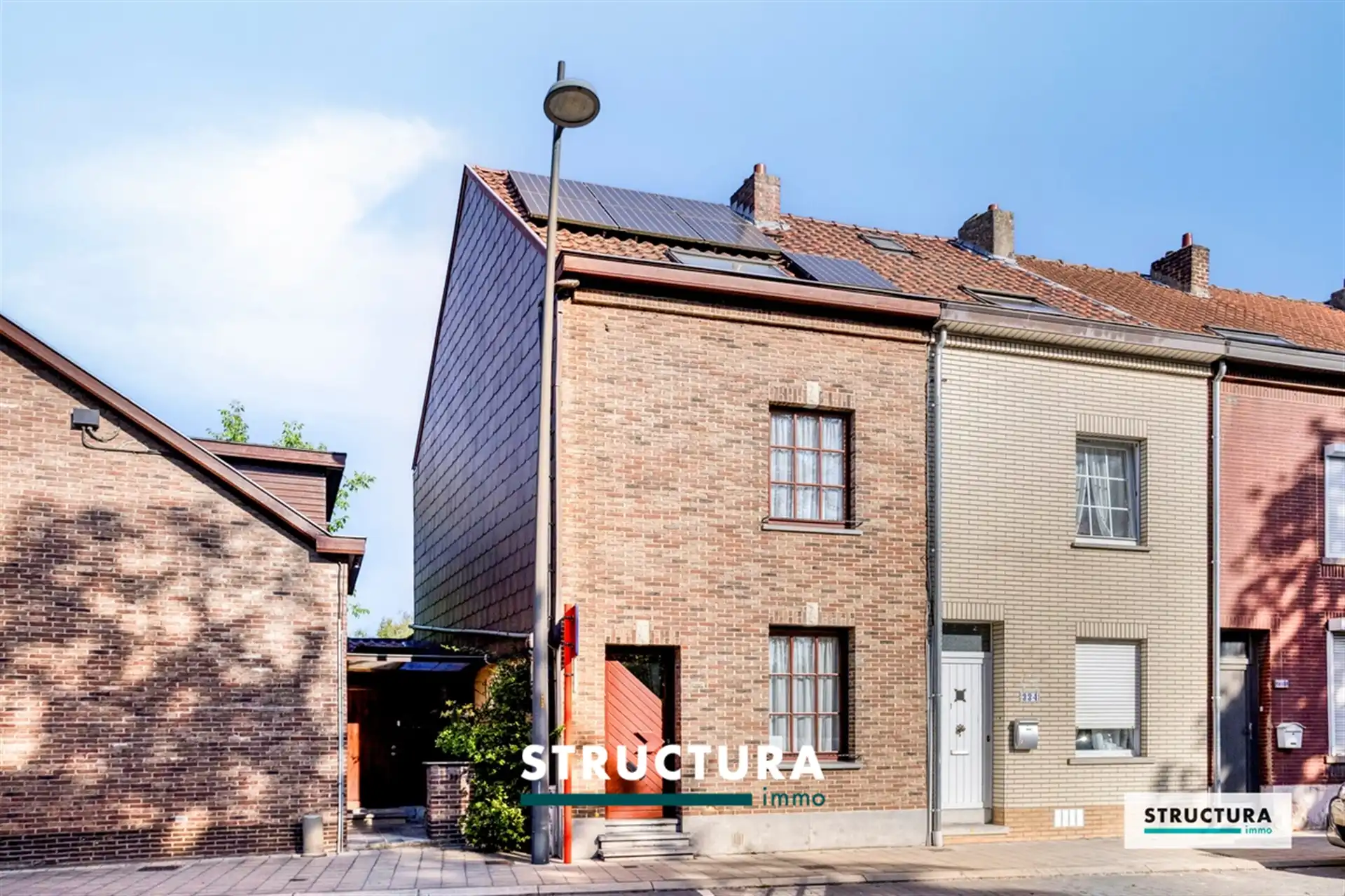 Hoofdfoto van de publicatie: Instapklare gezinswoning met zonnepanelen te Sint-Pieters-Leeuw
