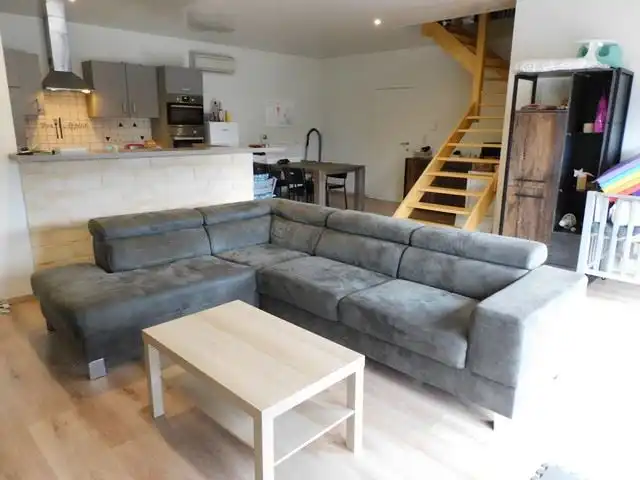 Ruim en instapklaar duplex appartement met autostaanplaats foto 2