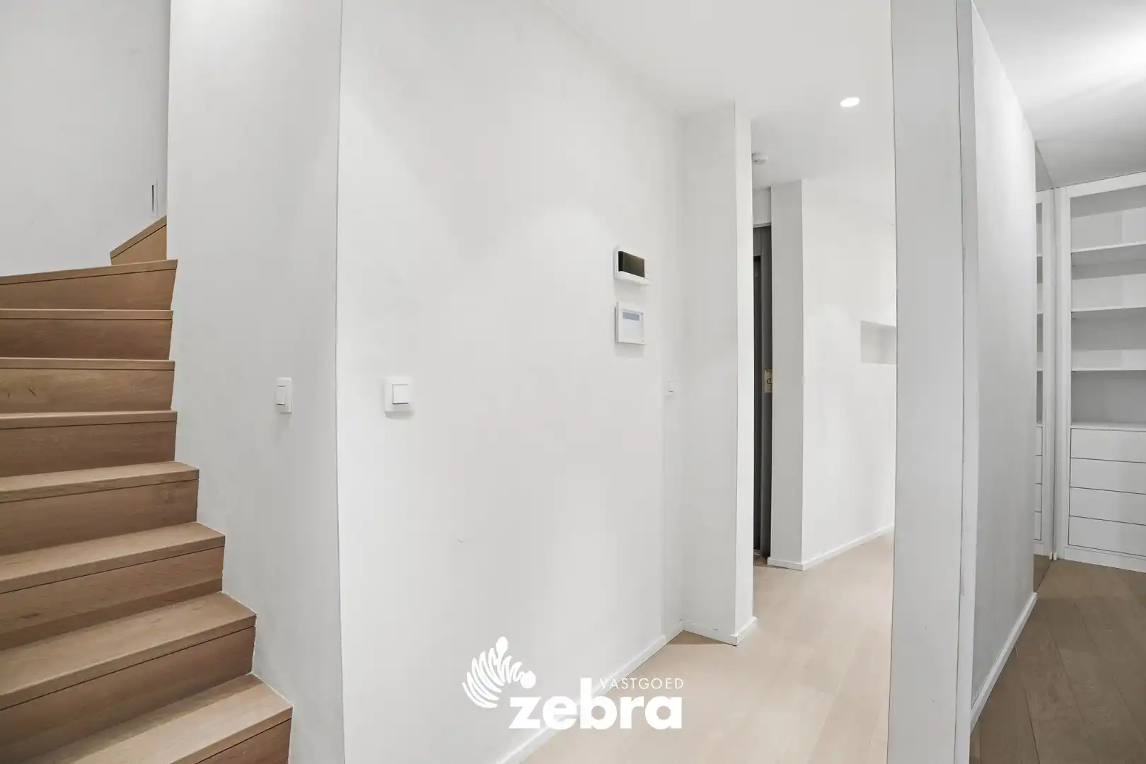 Commercieel handelspand met stijlvolle woonst in centrum Roeselare! foto 34