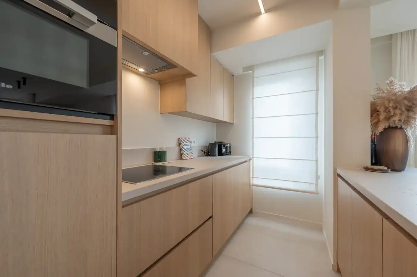 Prachtig gerenoveerd 2-slaapkamerappartement op de Lippenslaan in Knokke foto 8
