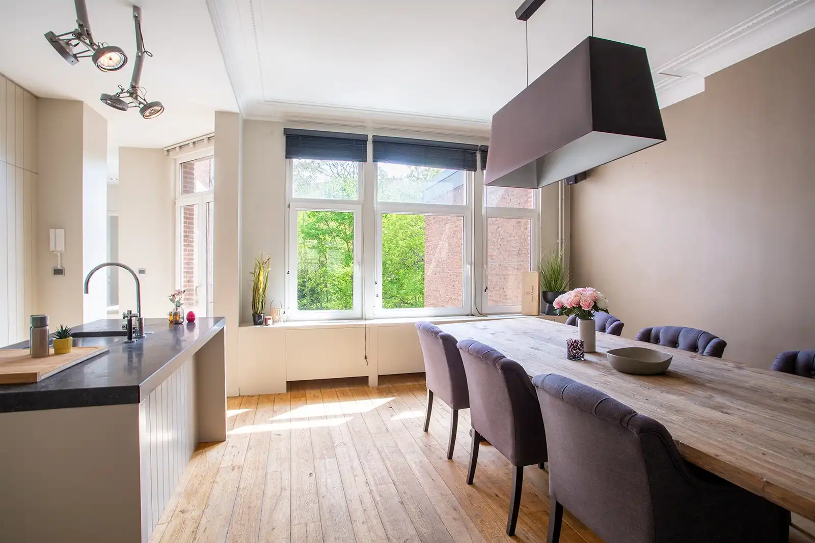 Royaal charme appartement van 195m² met 3 slk en 3 badk + P foto 11