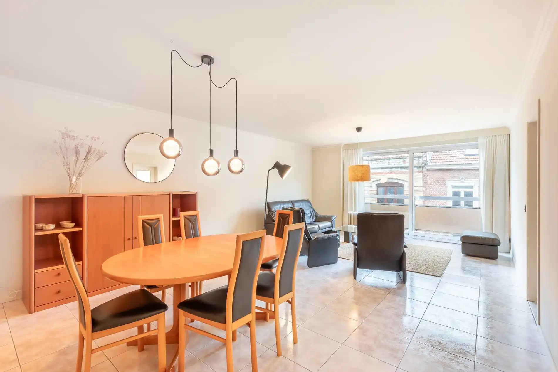 Prachtig gemeubeld 3-slaapkamer appartement in hartje Leuven foto {{pictureIndex}}