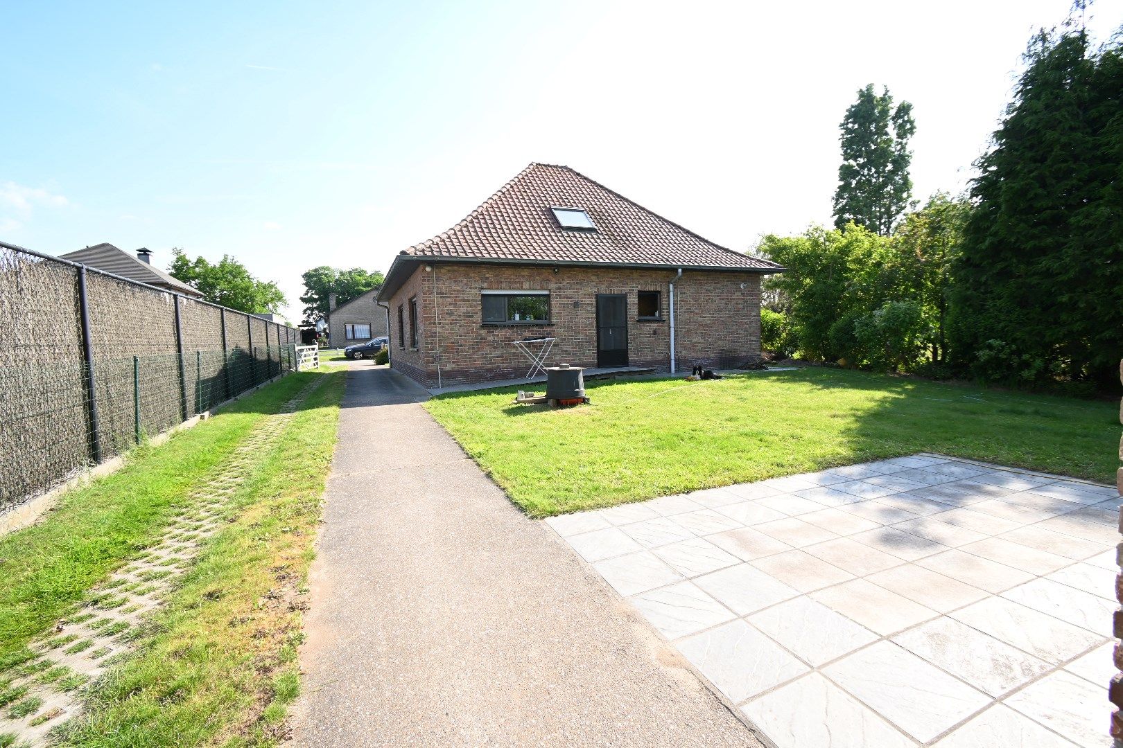 Rustig gelegen alleenstaande woning met tuin foto 27