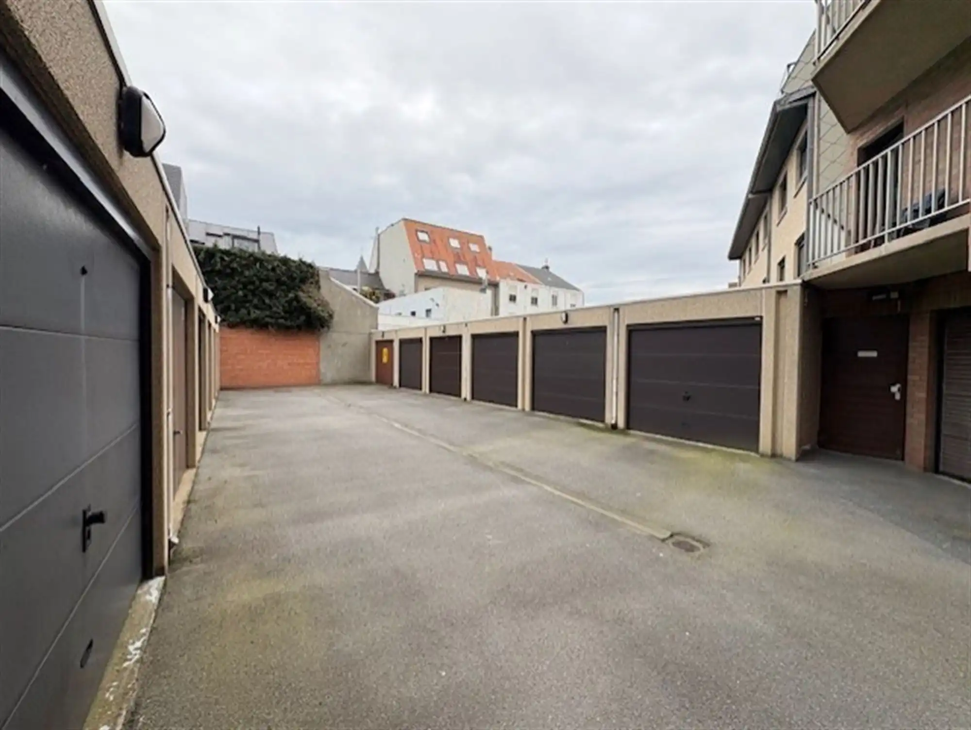 Garagebox gelijkvloers te huur foto 2
