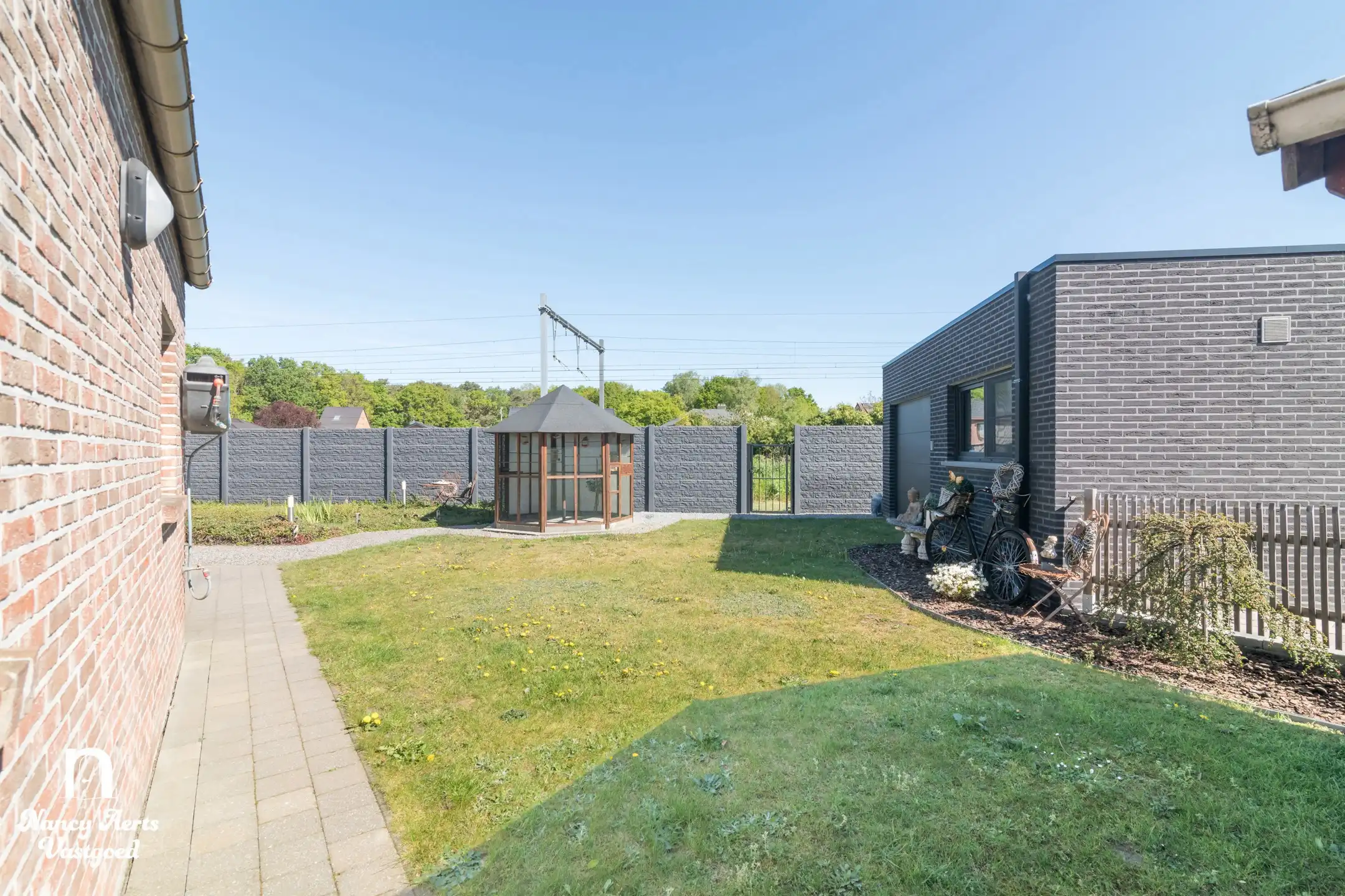 Karaktervolle, instapklare woning met extra woonmogelijkheid foto 26