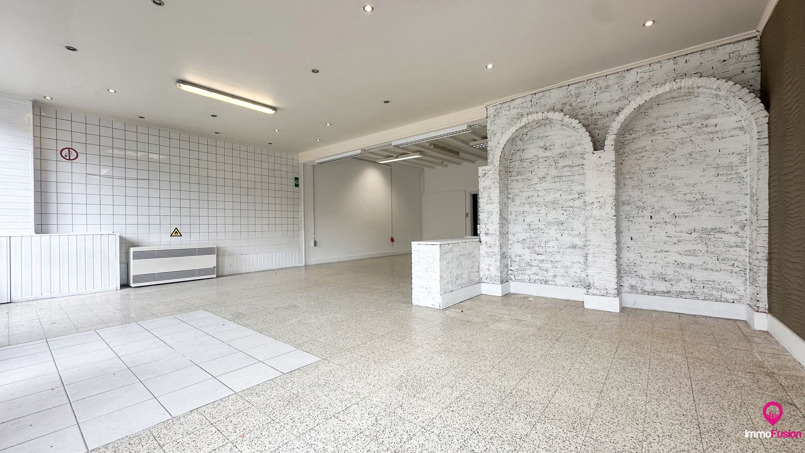 Danszaal 600m² + vergunde woonst in het bruisende Zonhoven! foto 32