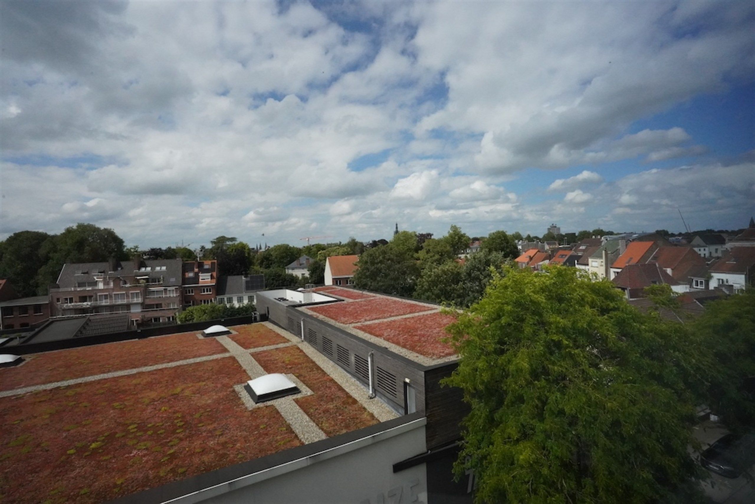 Mooi comfortabel appartement met garage nabij Delhaize foto 18