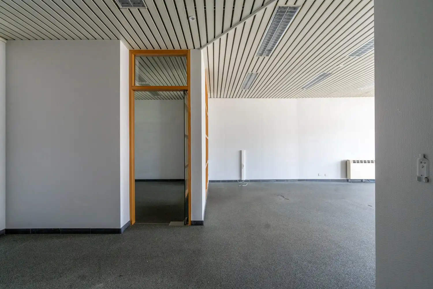 HANDELSRUIMTE CENTRUM VEURNE foto 5