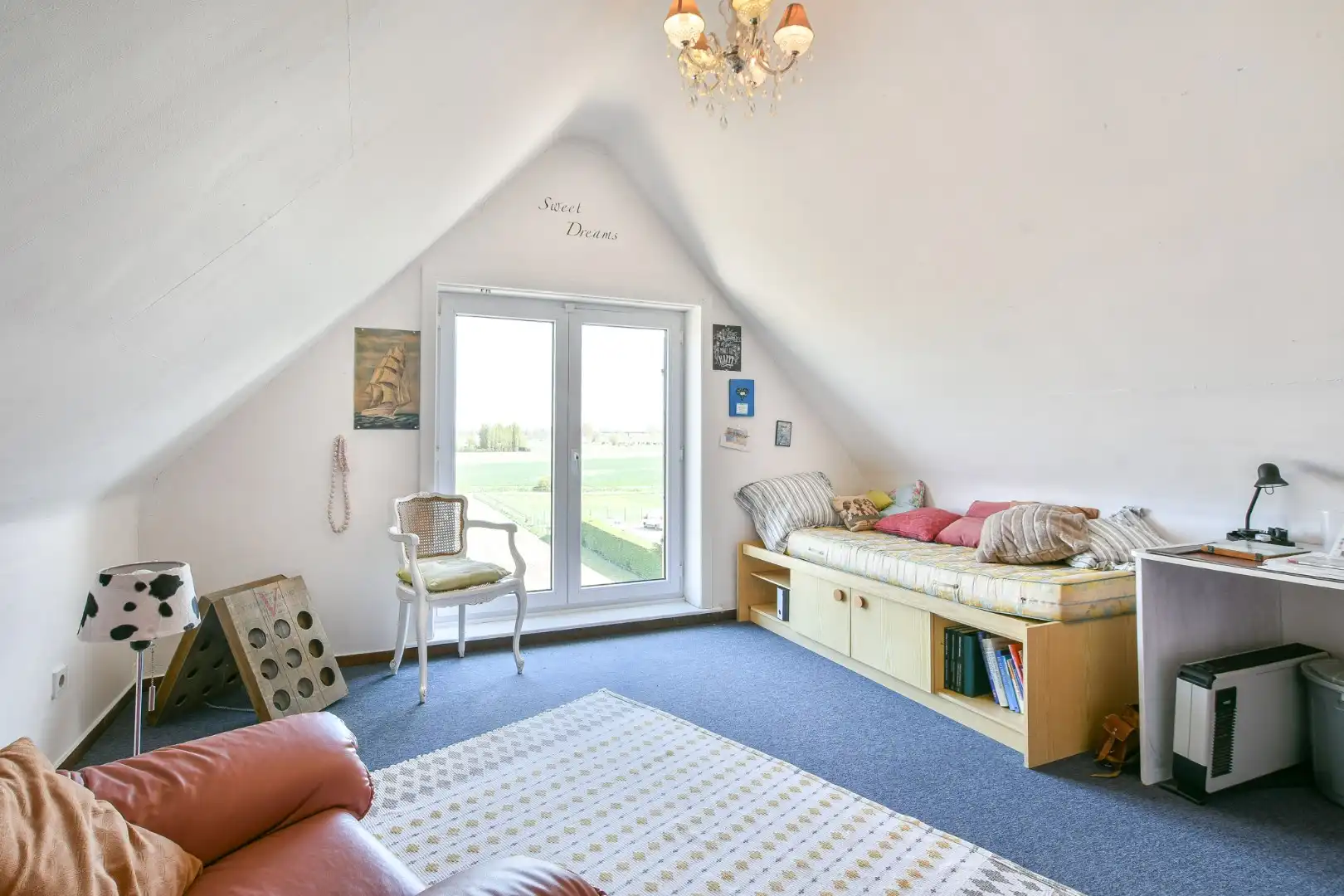 Unieke investeringskans: karaktervol hotel met 18 kamers & woonmogelijkheden te koop!  foto 6