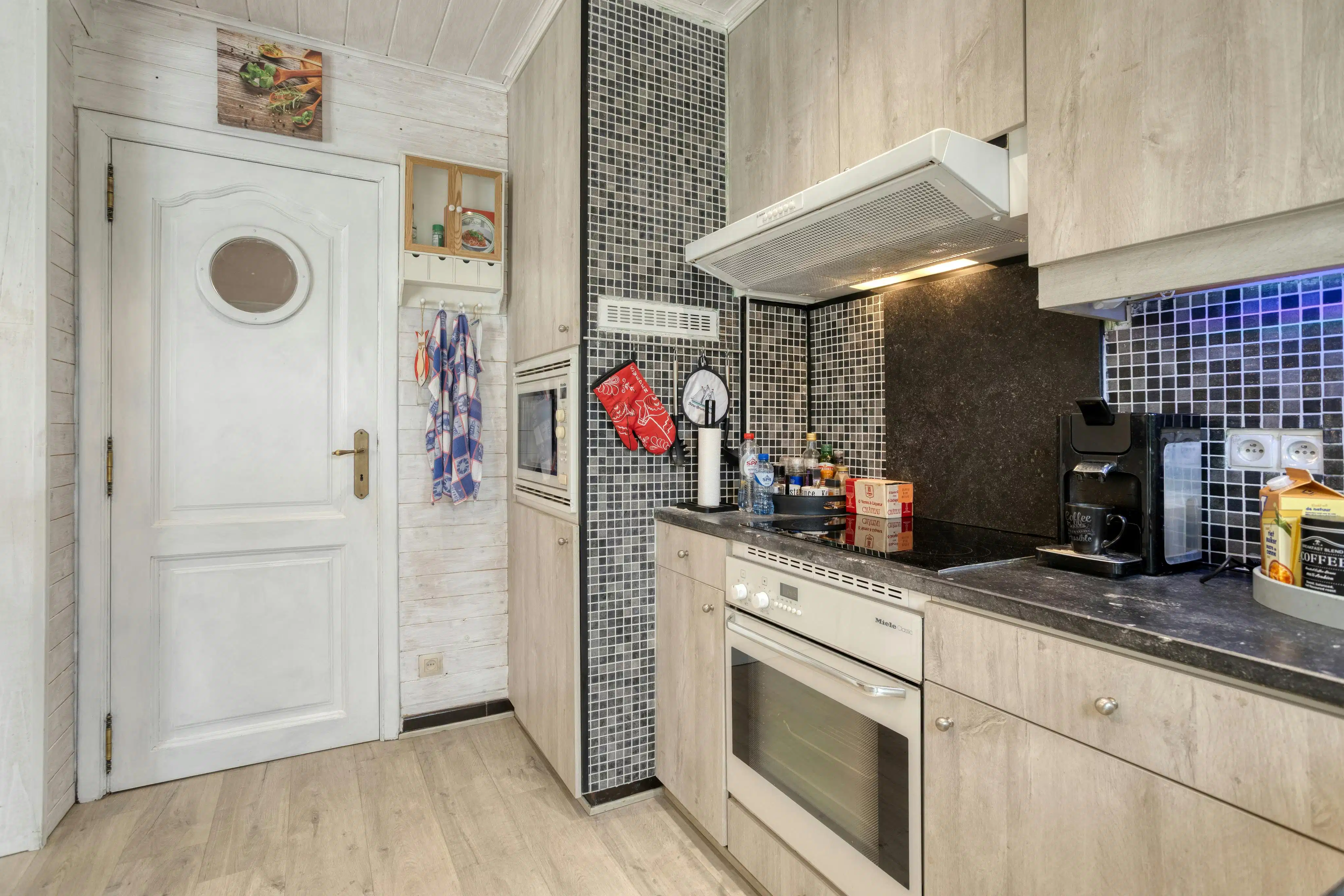 Ruime woning te koop aan de strandwijk van Zeebrugge foto 8