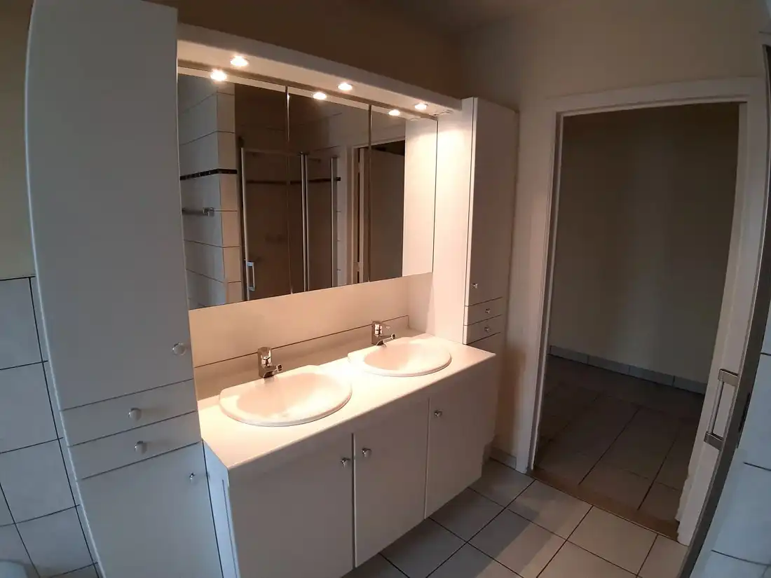 Ruim appartement op de 2de verdieping te Achel foto 10