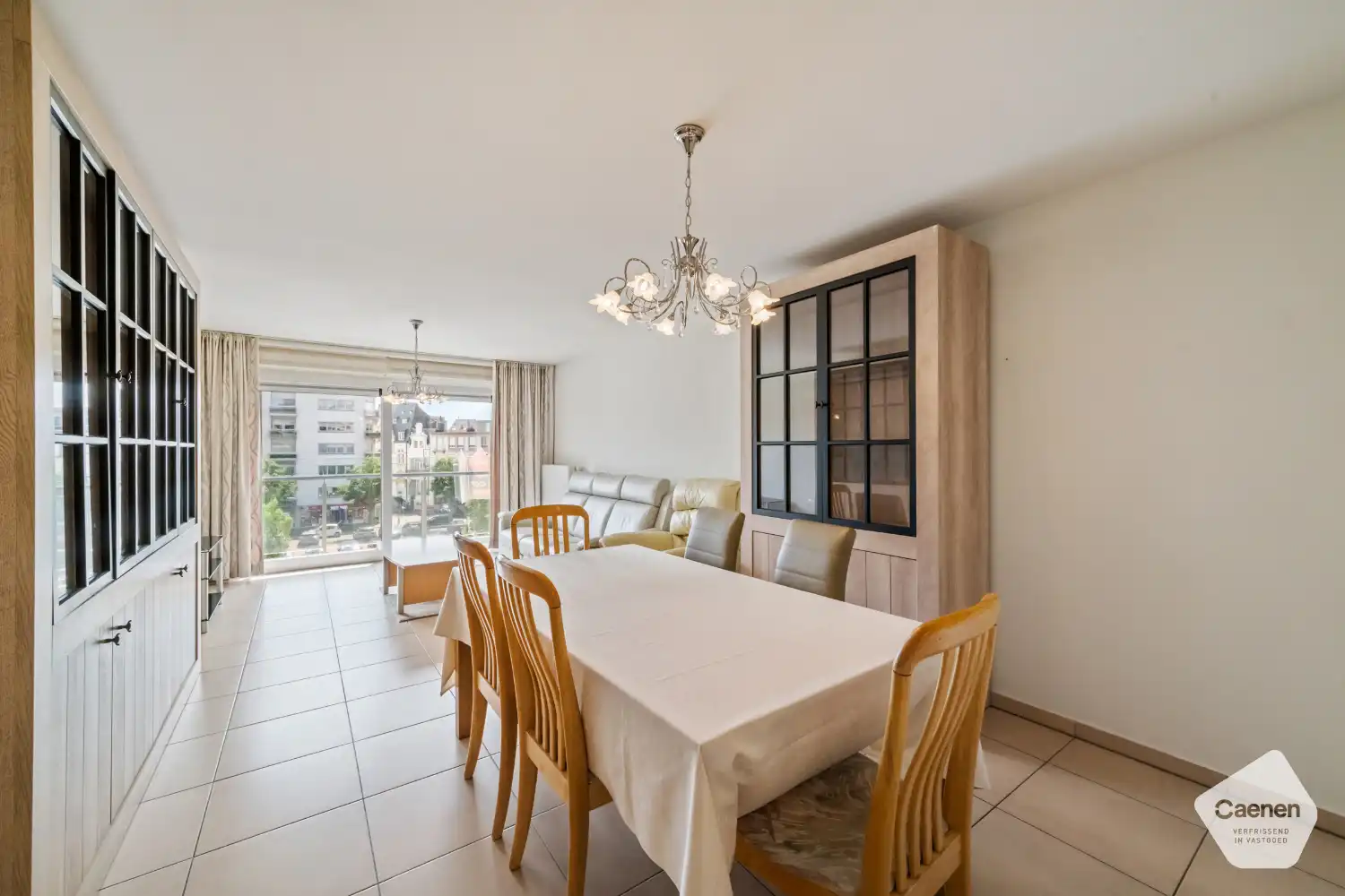 Ruim twee slaapkamer appartement met een uitstekende ligging foto 2