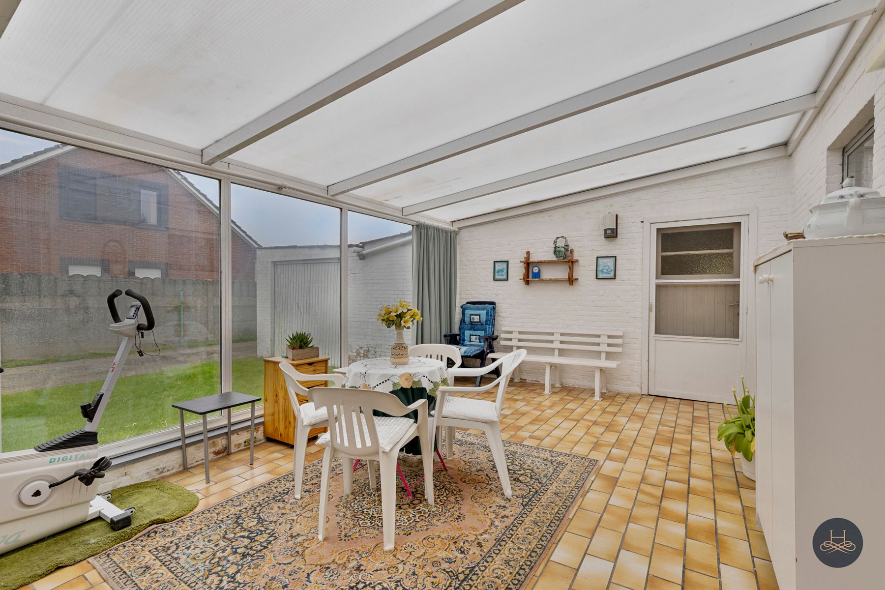 Vrijstaande, goed onderhouden woning in rustig straatje foto 18