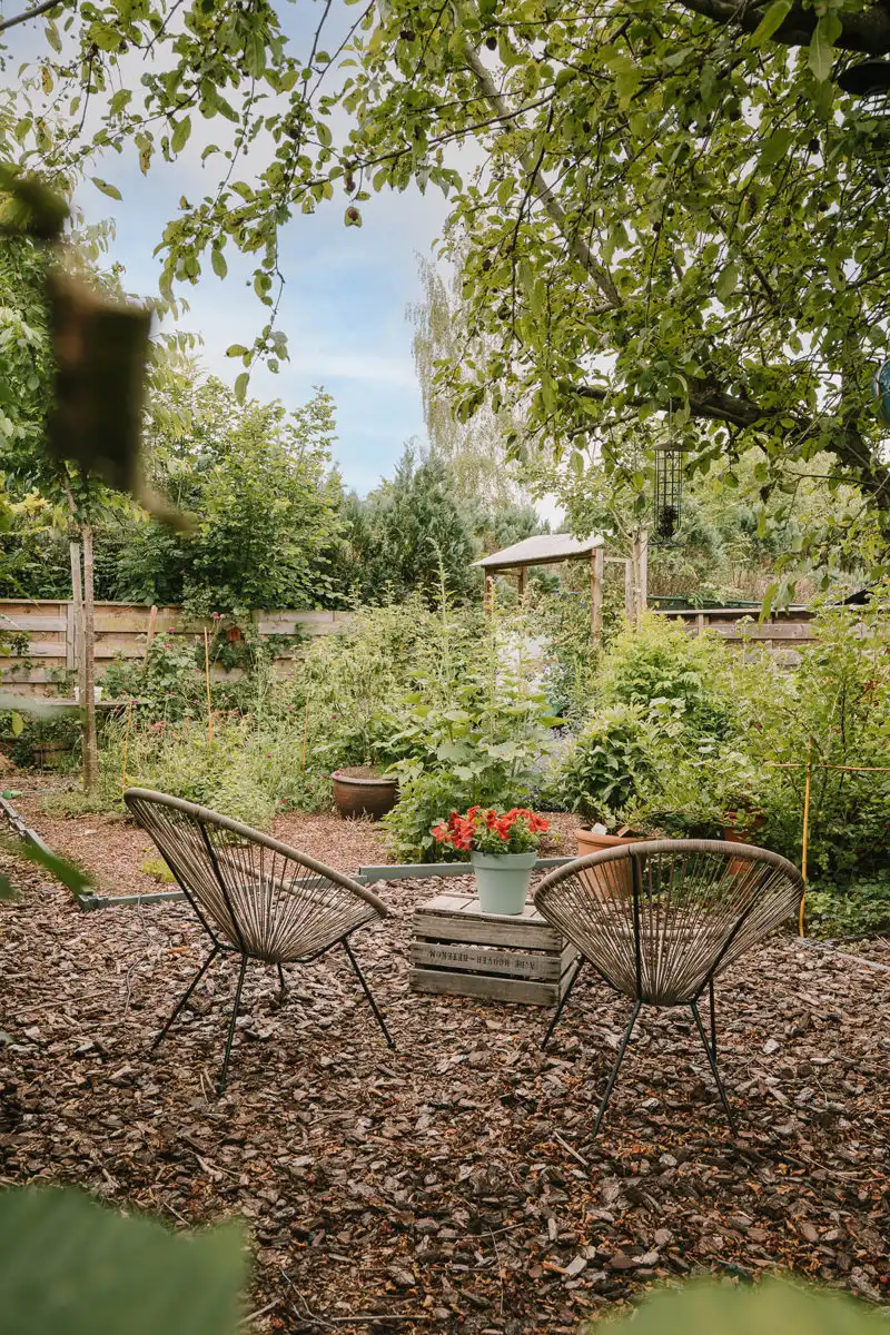 Vrijstaande, karaktervolle woning met prachtige tuin foto 24