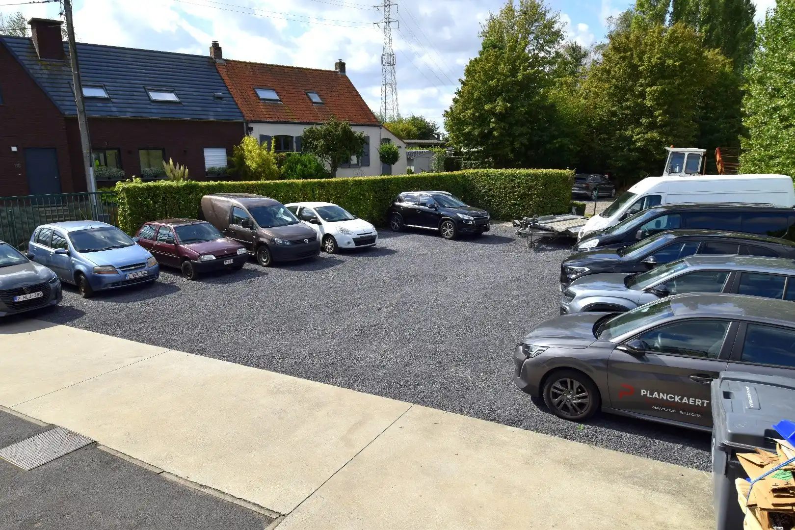 Commercieel pand met showroom, atelier, parking én bovenliggend appartement te koop in Bellegem foto 19