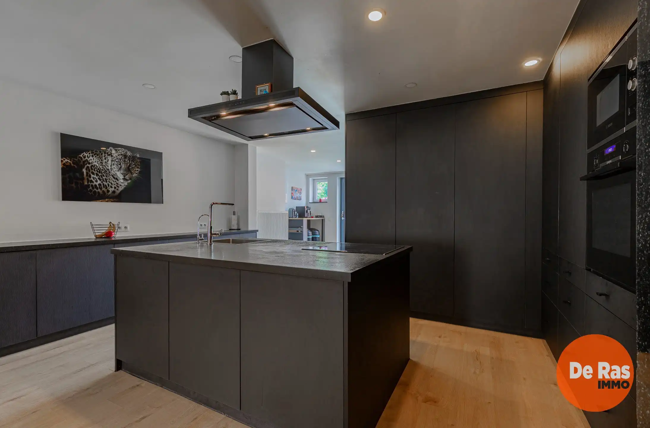 NIEUWERKERKEN– Gerenoveerde woning met 3 slk's, tuin, garage foto 7