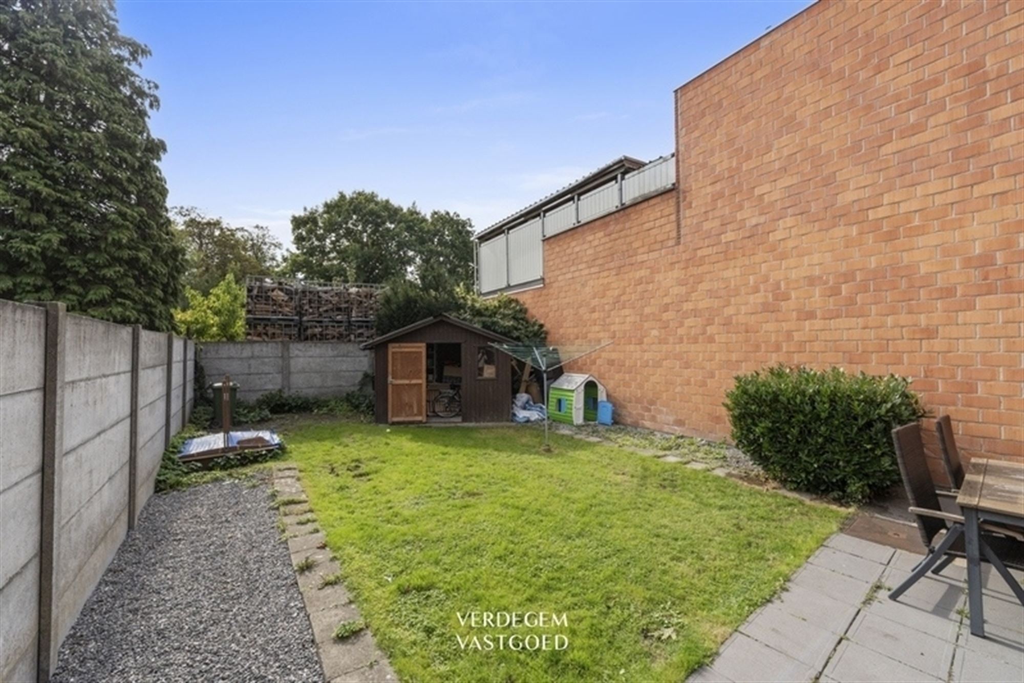Gelijkvloers appartement met 2 slaapkamers en zonnige tuin foto 11