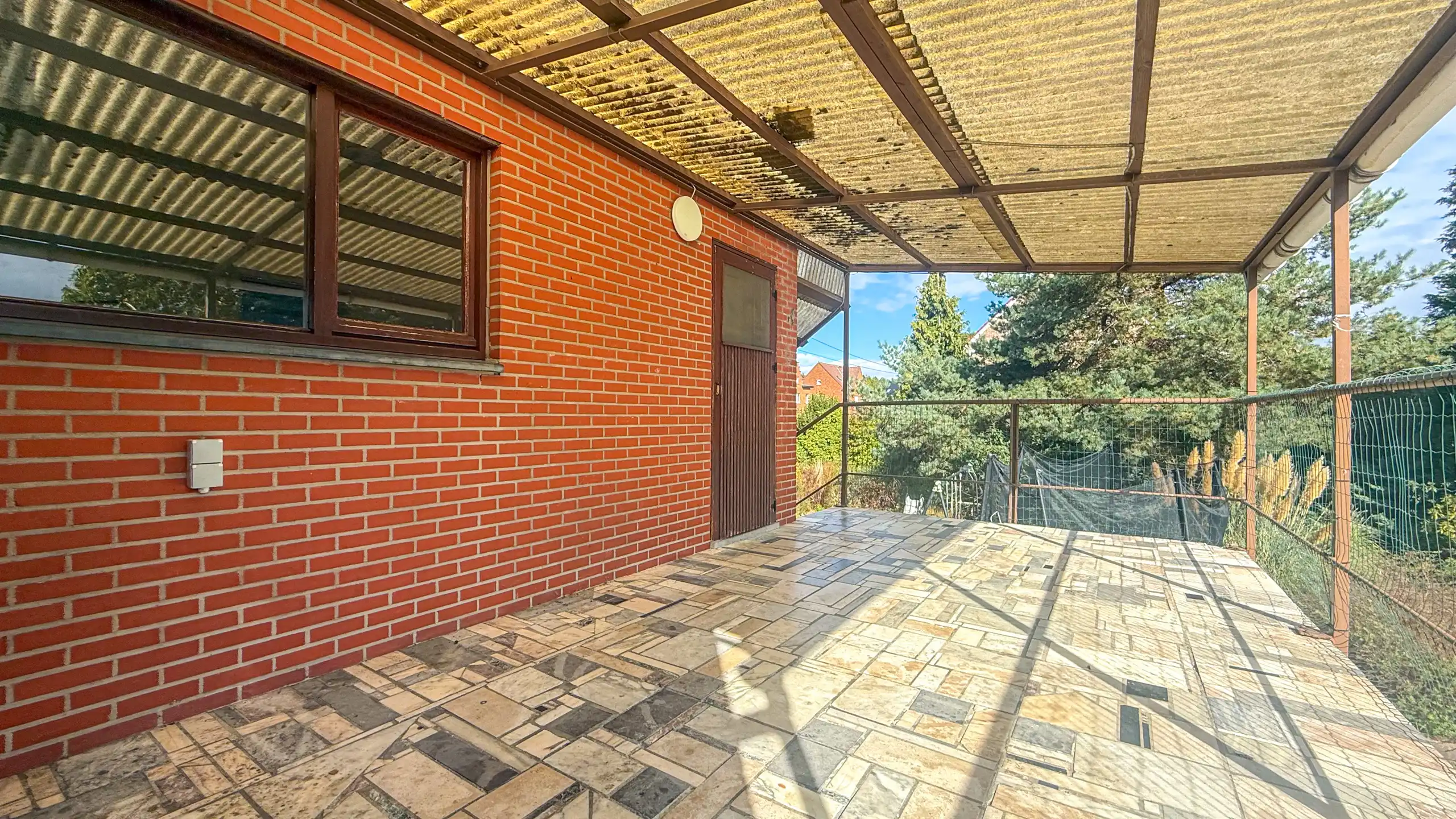 Ruime vrijstaande woning op 709 m² met veel potentieel! foto 57