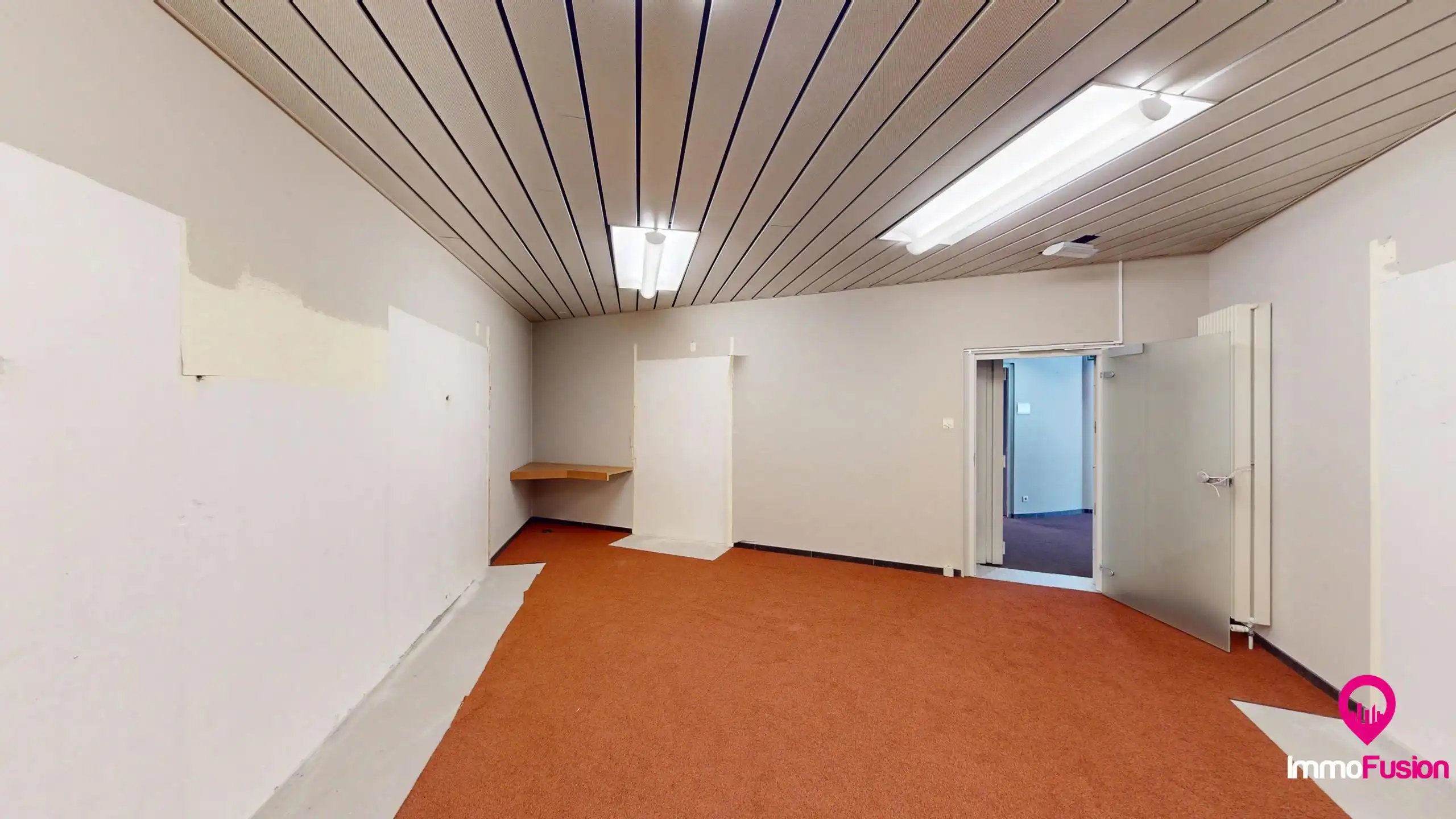 Zeer ruim kantoor op commerciële locatie in centrum Beringen foto 39