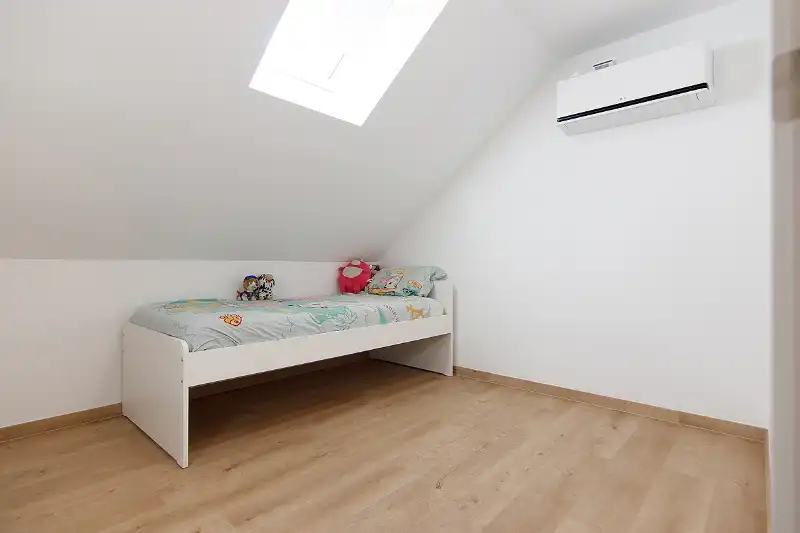 Riante instapklare gezinswoning met 5 slaapkamers op een vlot bereikbare locatie in het centrum van Kortessem (Hasselt) foto 19
