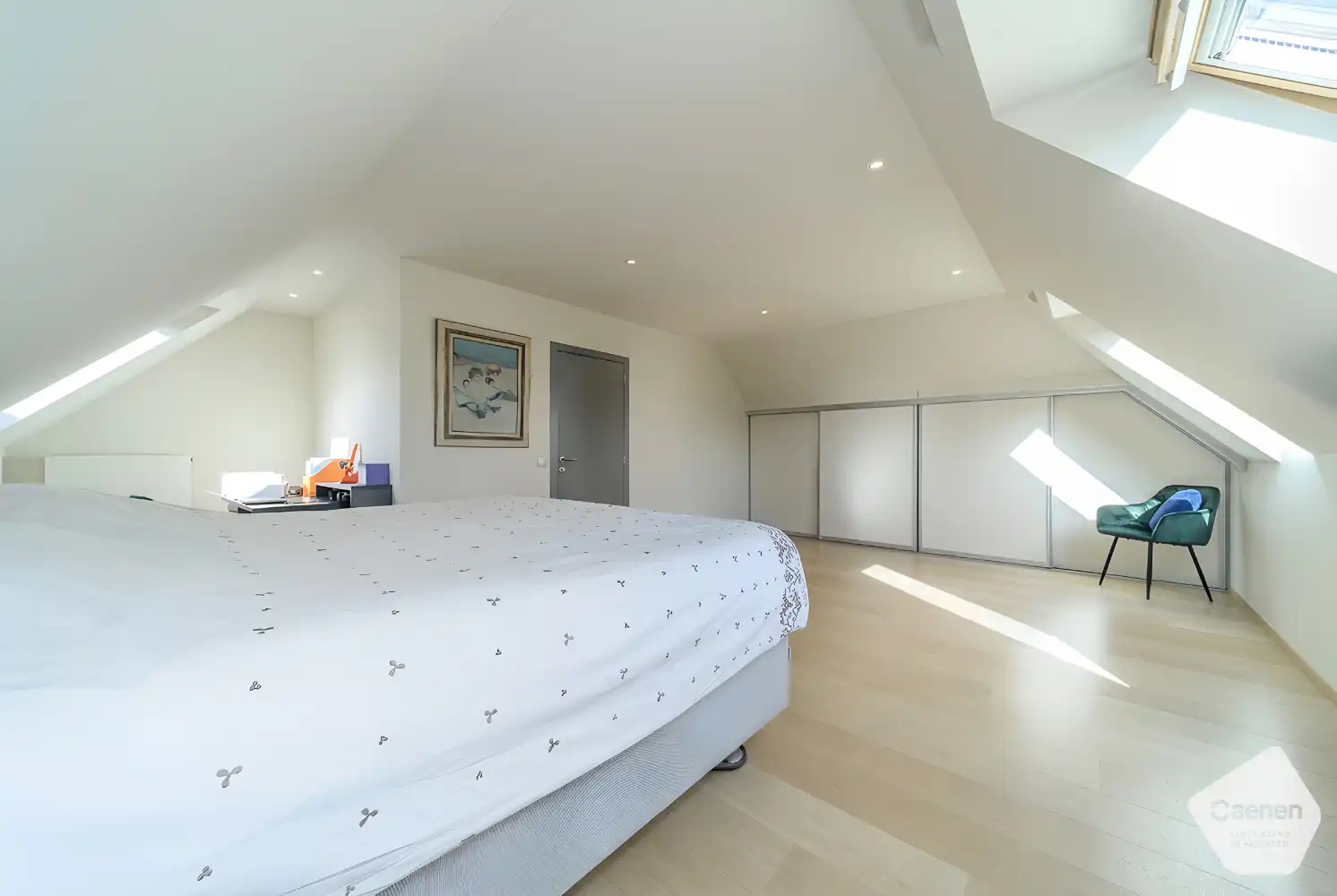 Moderne, energiezuinige villa met hoogwaardige afwerking op een mooi perceel in Sint-Idesbald foto 22