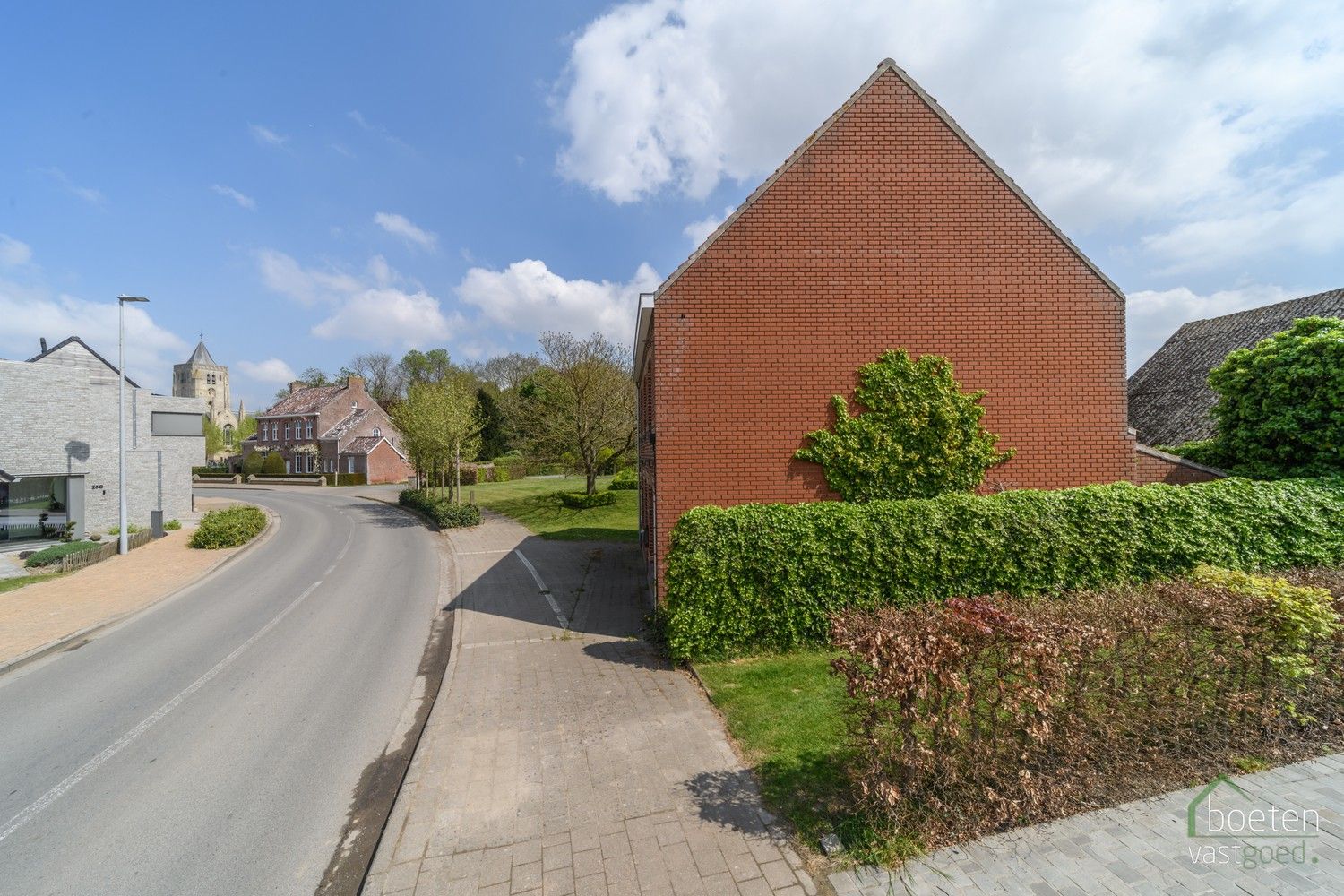 BEVEREN AAN DE IJZER: Renovatieproject en/of (deels) te slopen woonhuis met zuidgerichte tuin op 279m² grondopp. foto 18