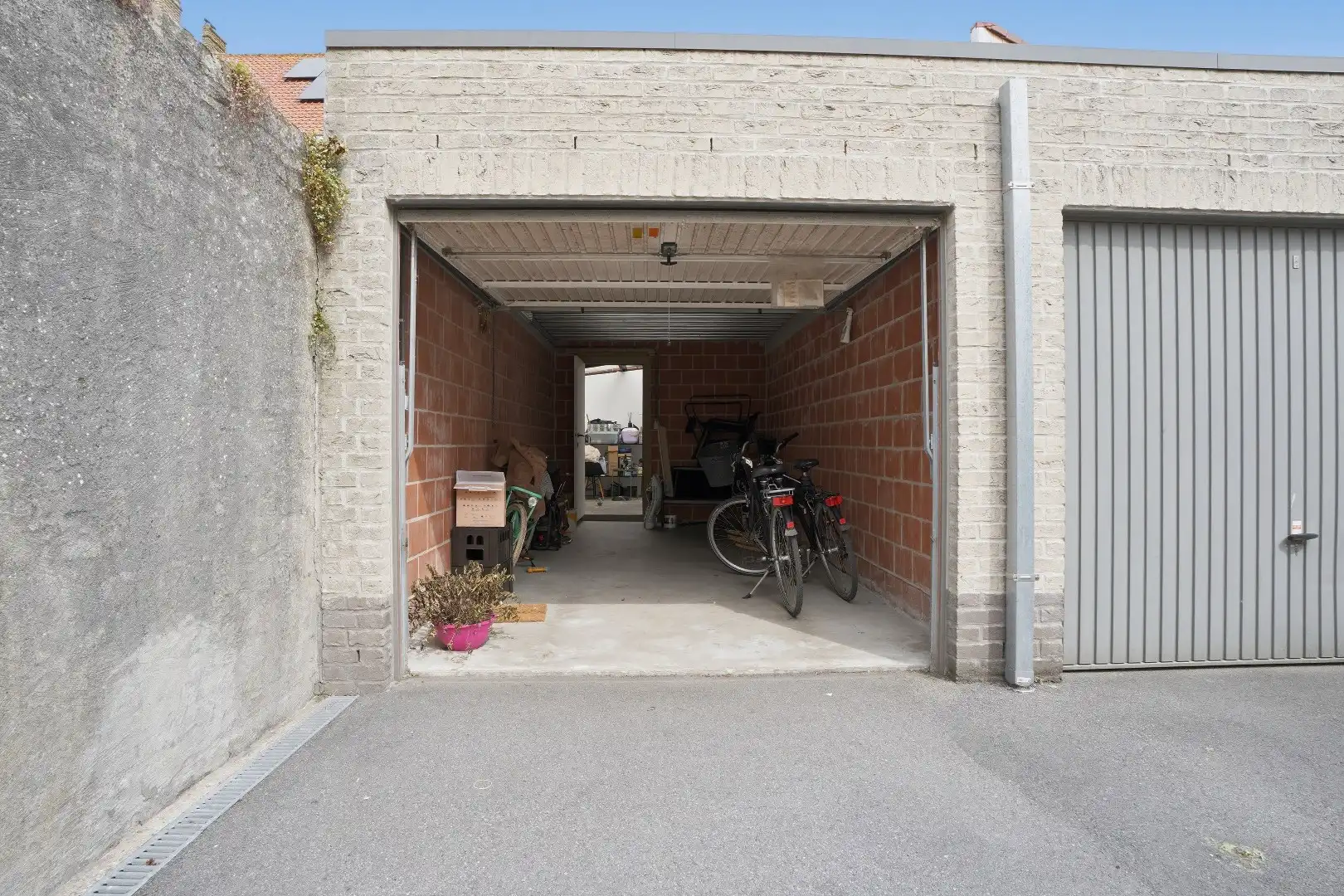 Subliem gerenoveerde herenwoning met 6 slaapkamers inclusief garage in Nieuwpoort-Stad op 135 m². foto 21