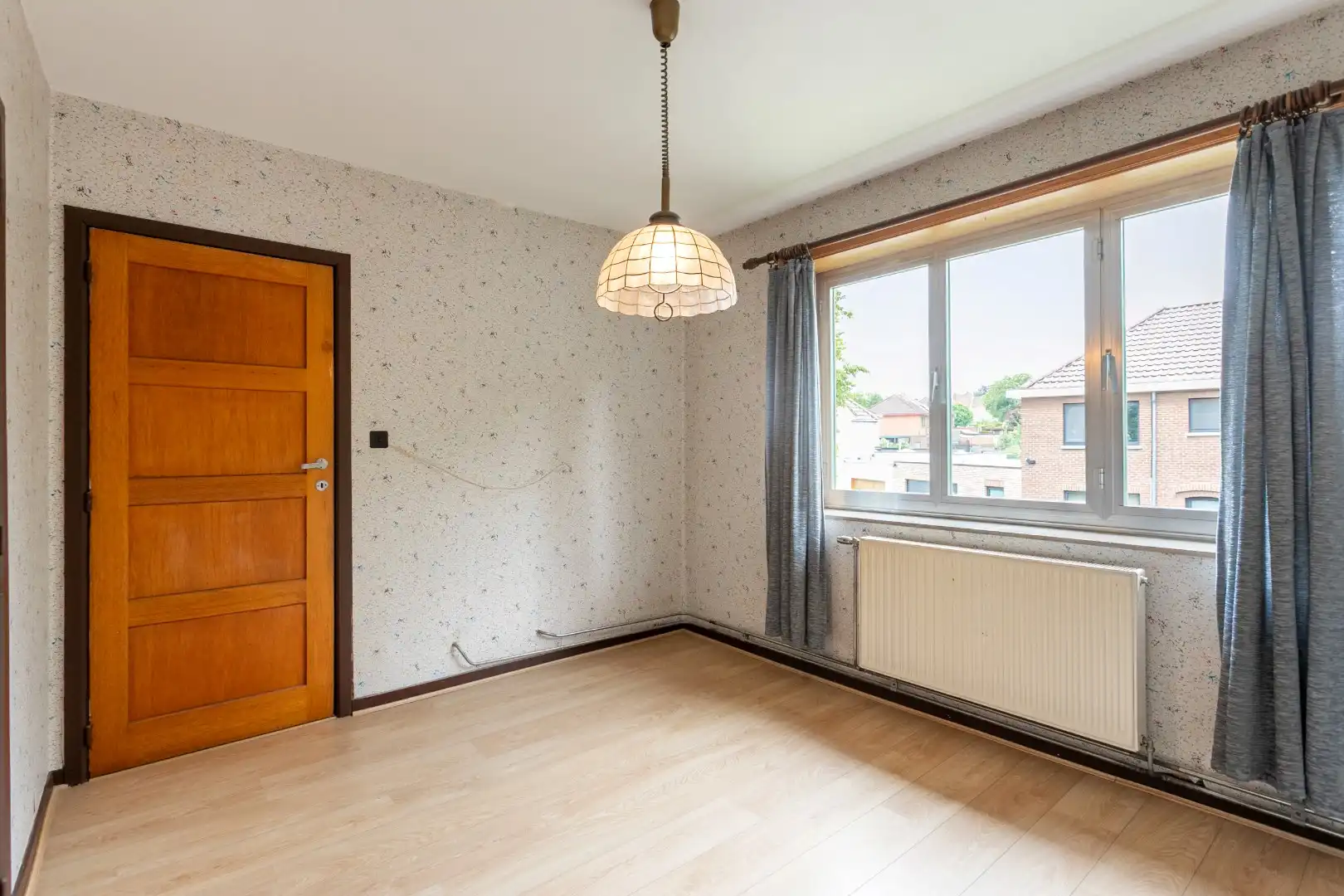Te renoveren woning met 3 slpk te Buizingen foto 21