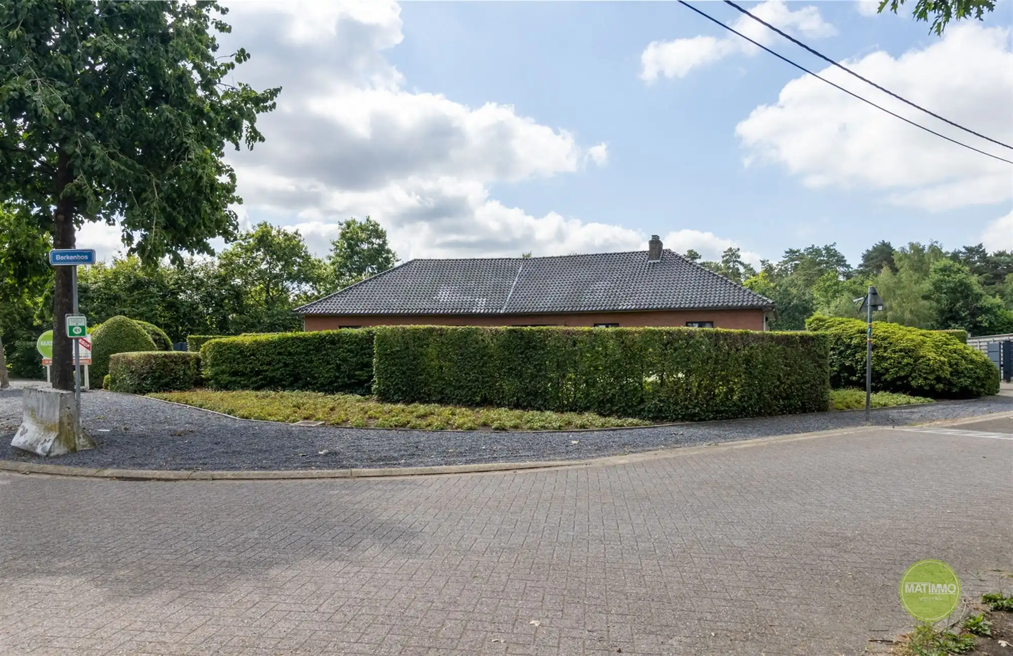 Rustig gelegen woning op een perceel van ruim 2.275 m2 foto 42