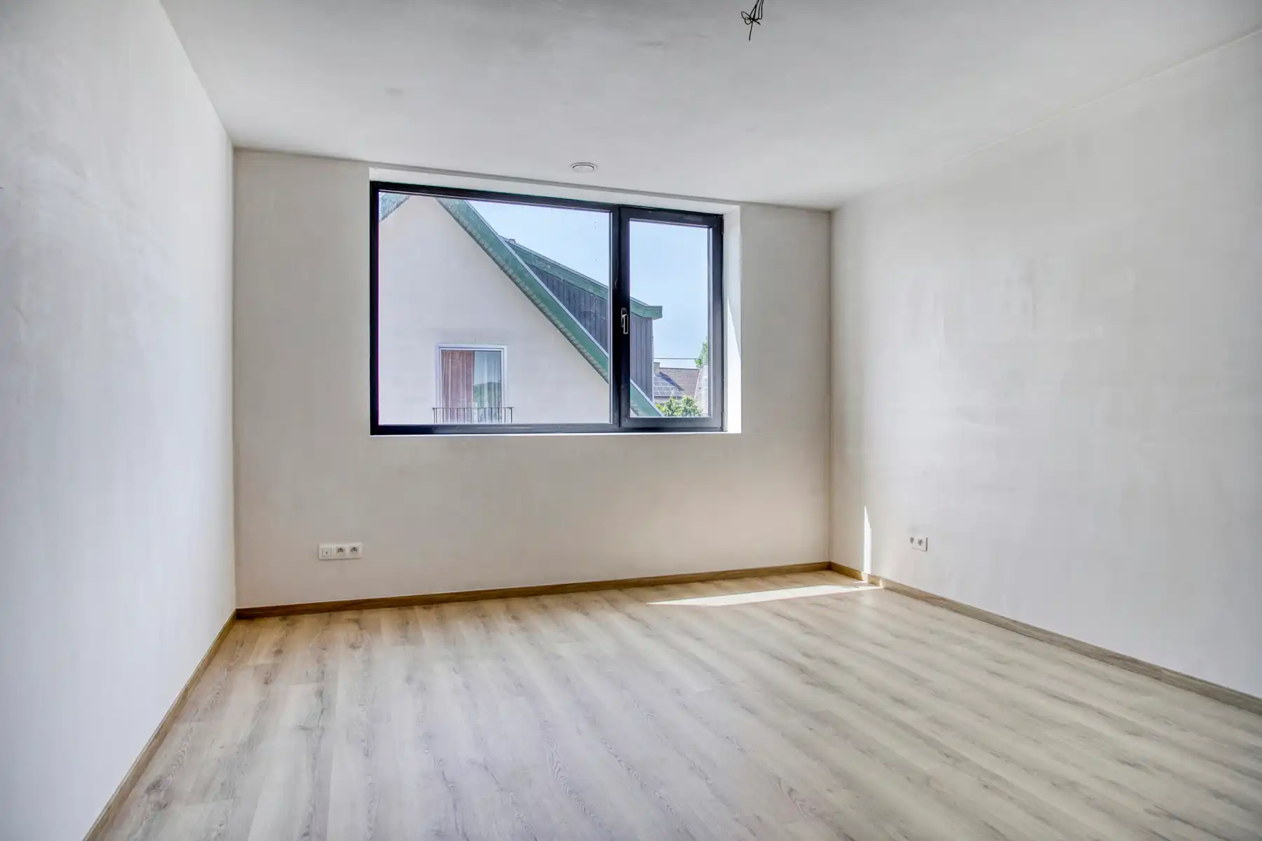 Ruime HOB met garage, tuin & 3 slaapkamers op toplocatie! foto 16