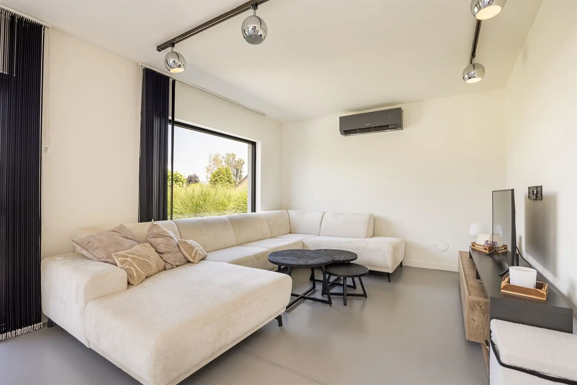 Instapklare villa met 3 slaapkamers op 797 m² foto 7