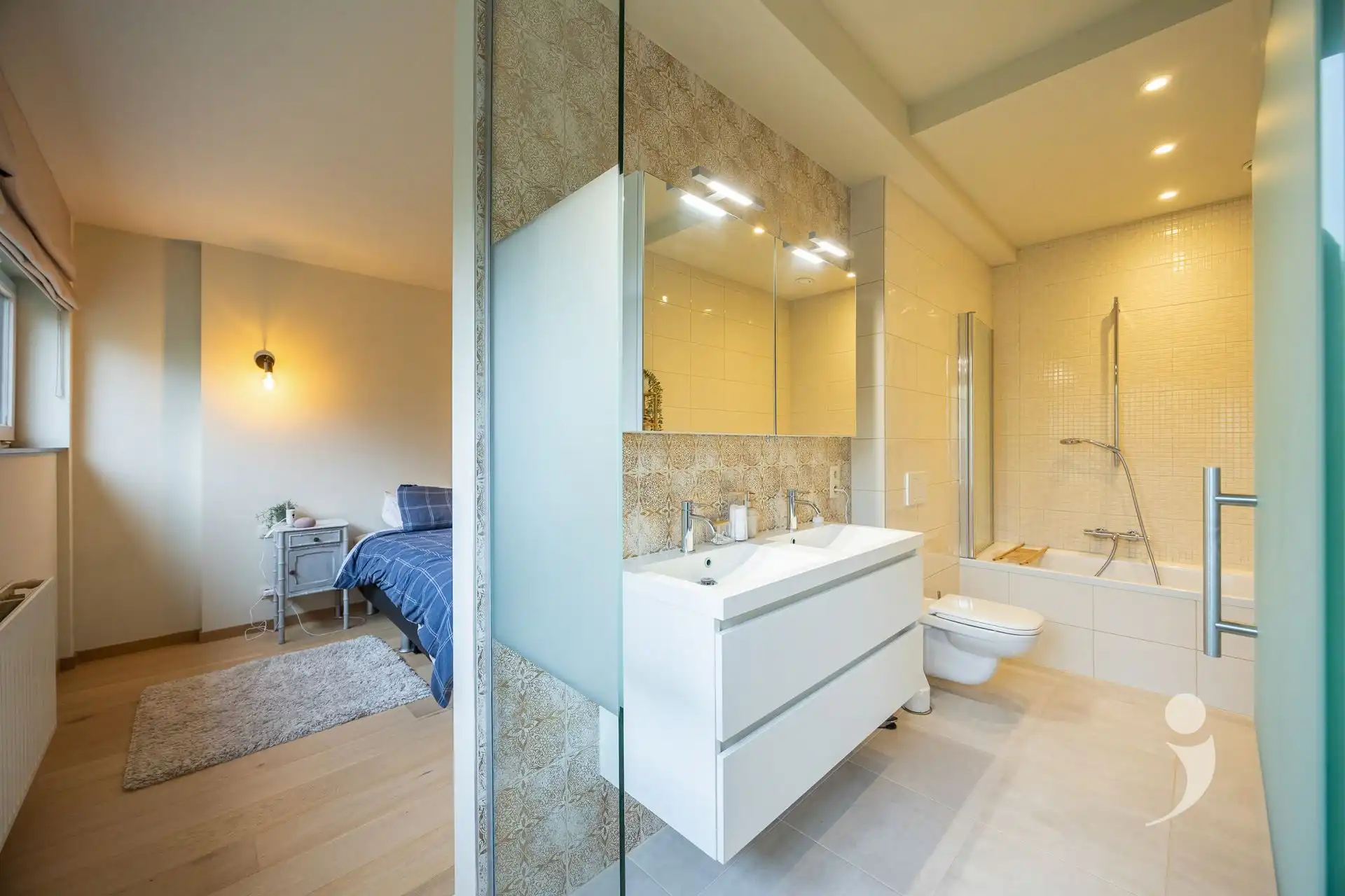 Volledig gerenoveerde gelijkvloerse woning op toplocatie in Aarschot foto 19