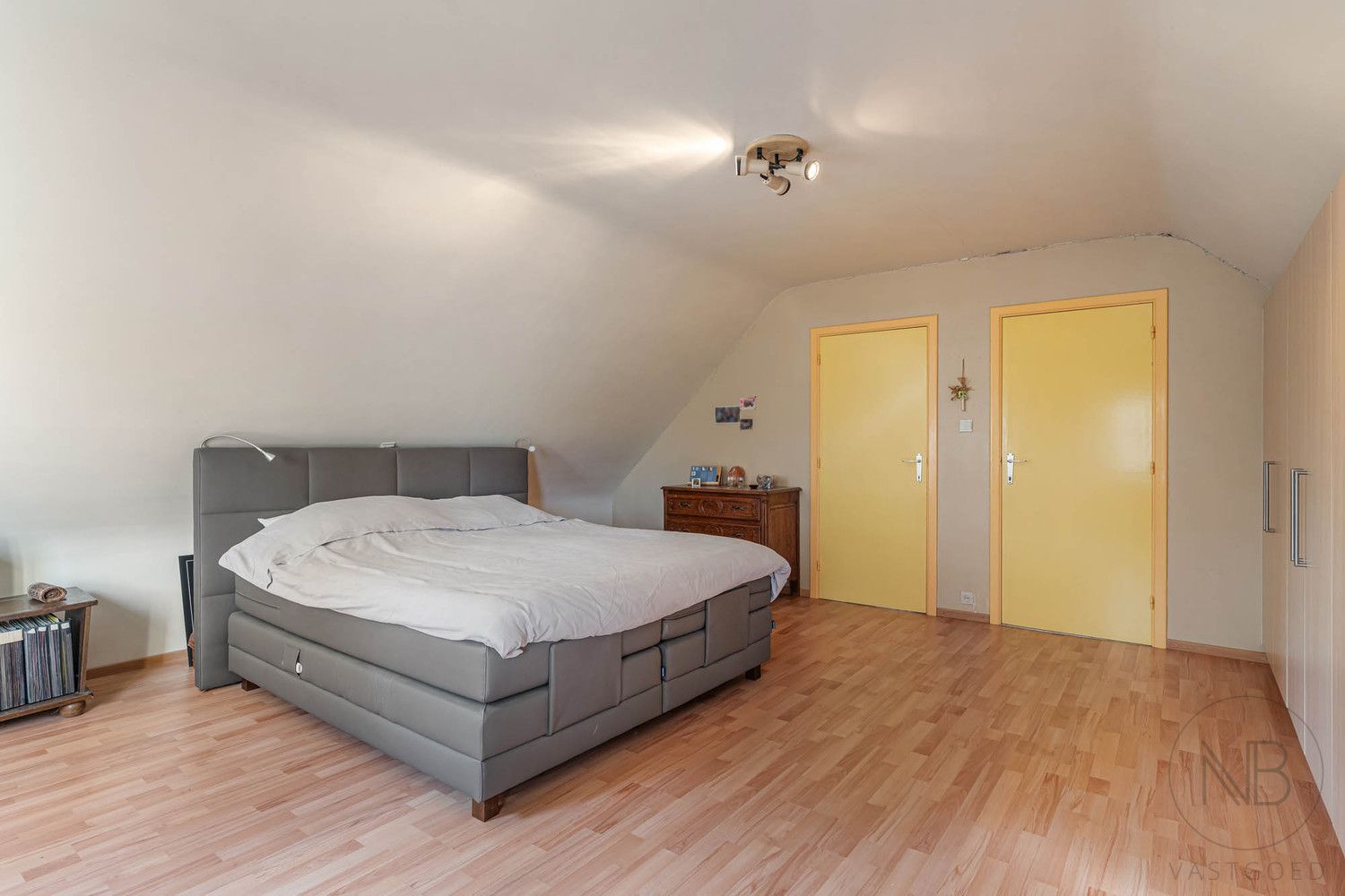 Ruime woning op zuidgericht perceel (17a54ca) in residentiële buurt te Bret (Genk)! foto 24