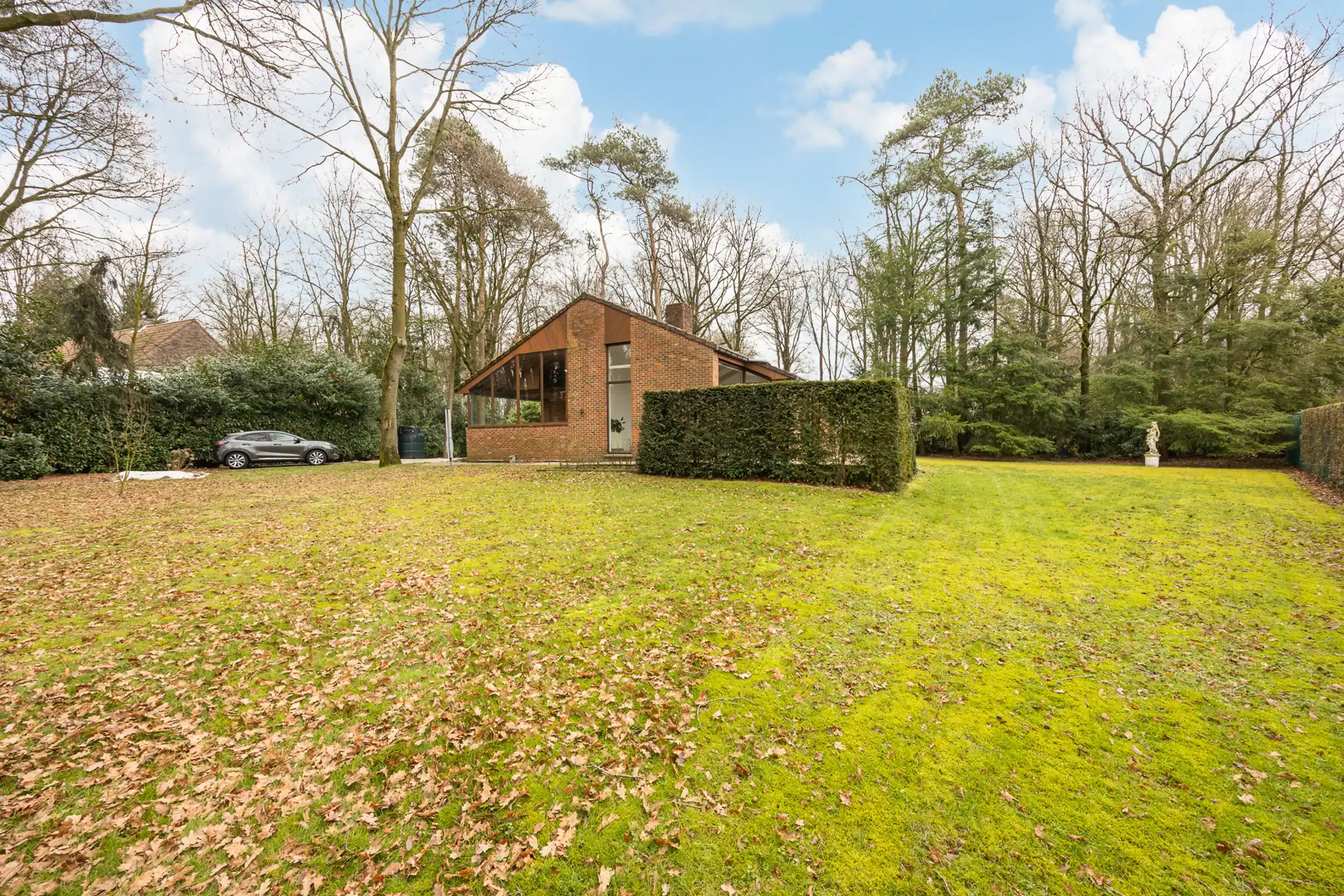 Te renoveren laagbouw gelegen op groot perceel te Merksplas. foto 5