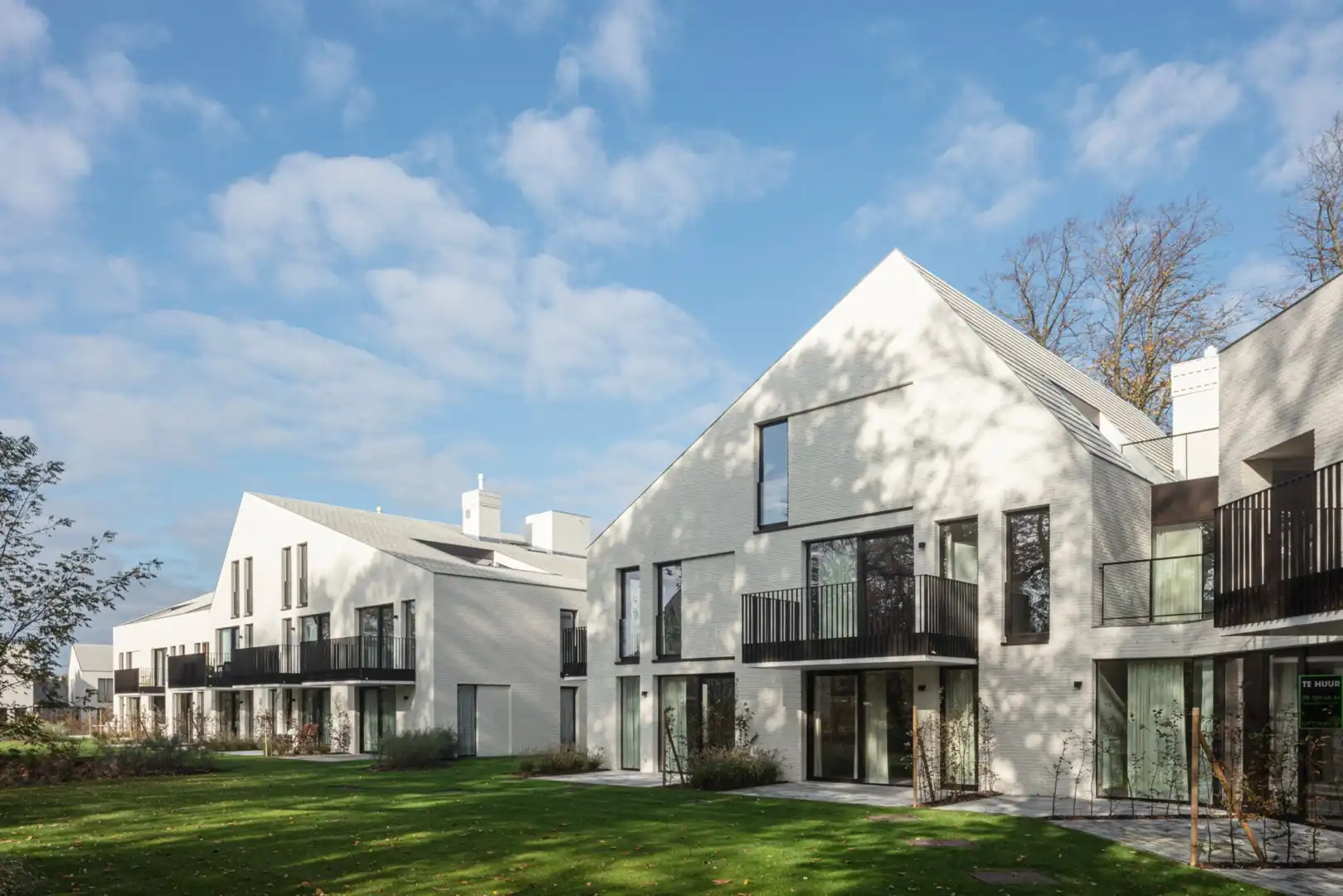 TE HUUR moderne penthouse met ruim terras  in Olsene foto {{pictureIndex}}