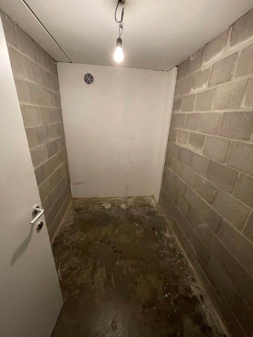 Mooi volledig instapklaar appartement met 2 slaapkamers en terras in het centrum van Diepenbeek. foto 19