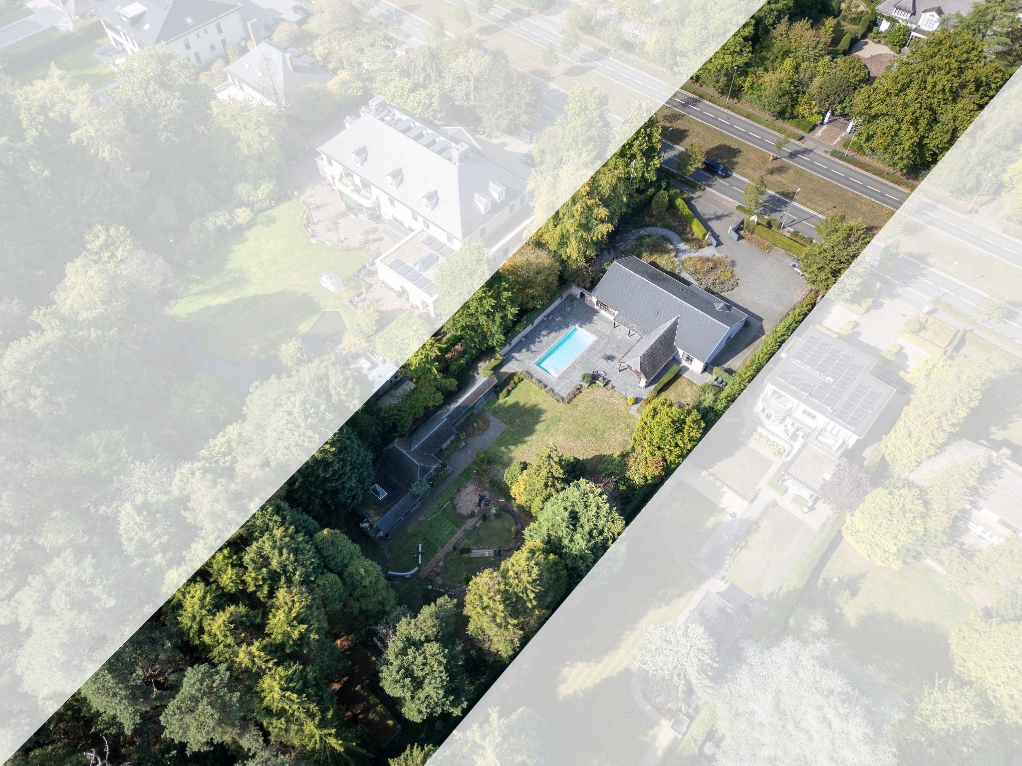 Instapklare laagbouwvilla nabij het centrum van Brasschaat. foto 32