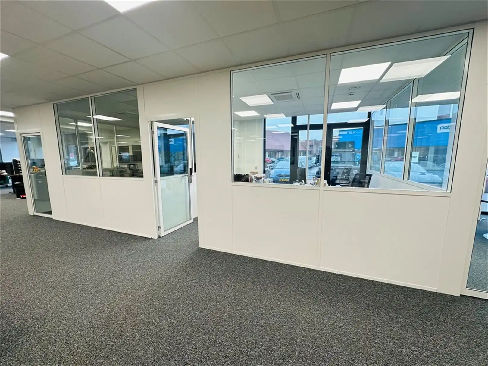 Moderne instapklare kantoren op strategische locatie in Kortrijk foto 8