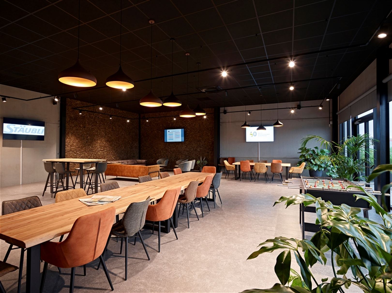 Moderne kantoren op strategische locatie in Kortrijk foto 8