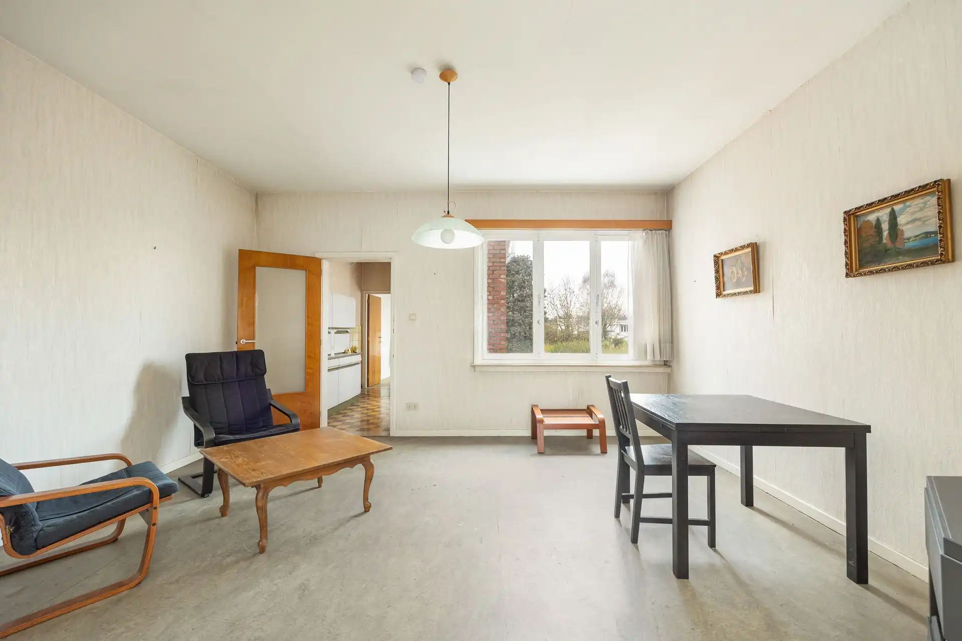 Te renoveren woning met potentieel in de Letterkundestraat! foto 12