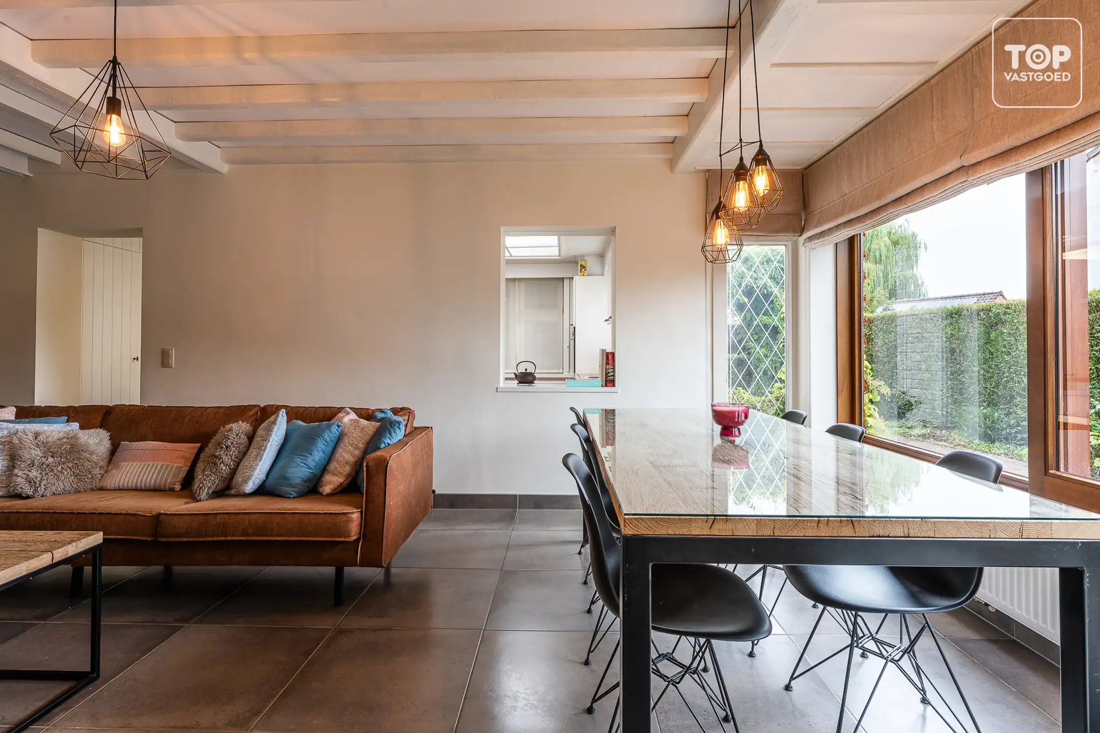 Instapklare woning met 4 slaapkamers op toplocatie in Drongen foto 2