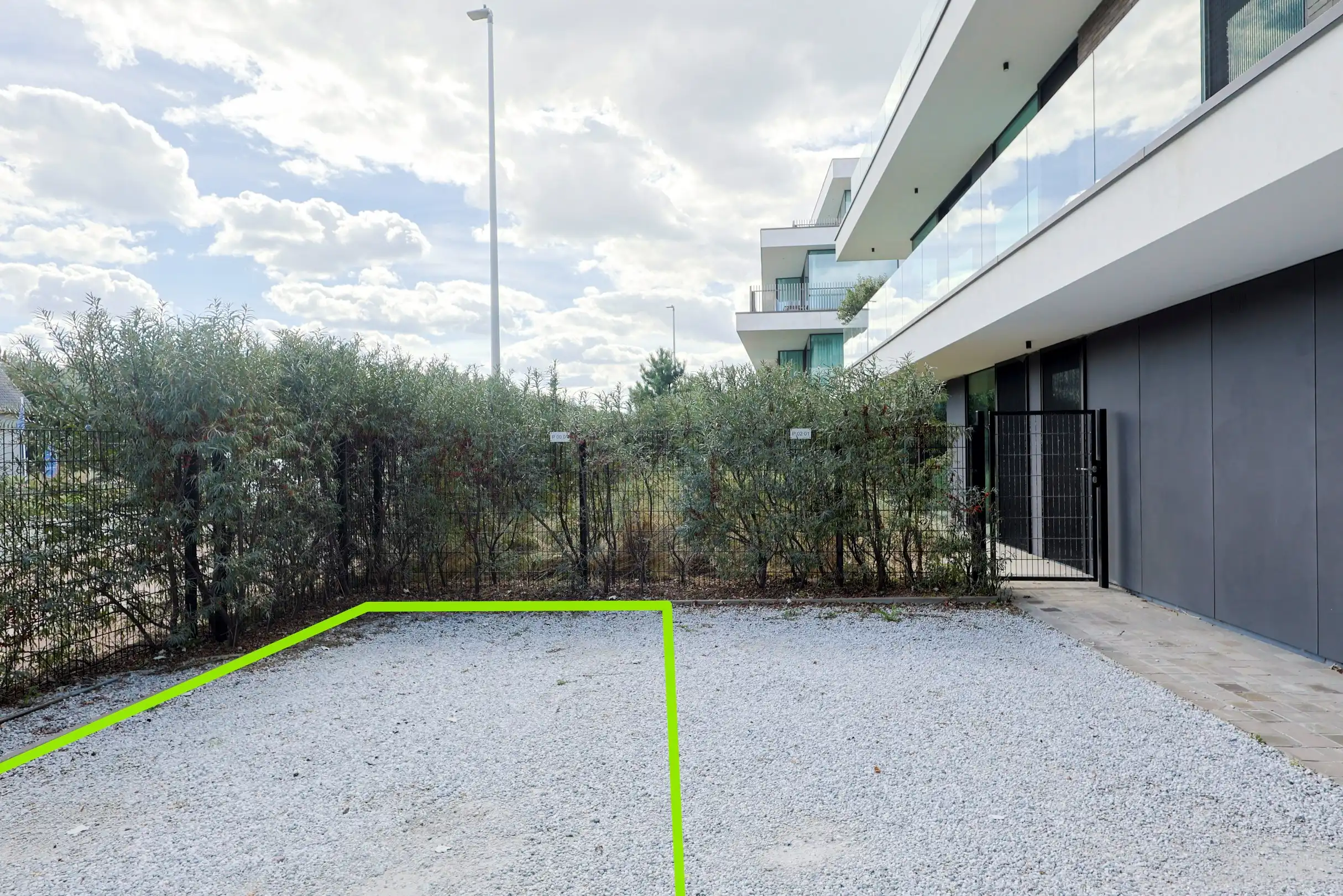 Modern gelijkvloers appartement in Groenendijk met ruim terras foto 21