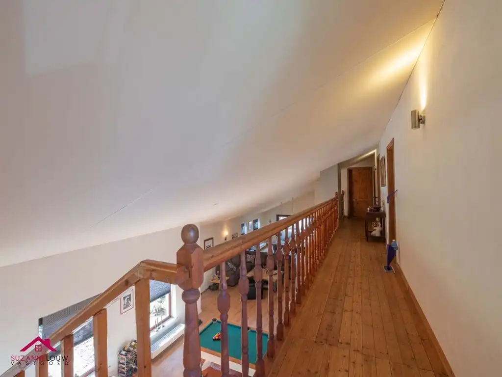 Vrijstaande woning op ruim perceel foto 27