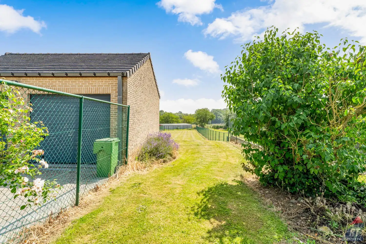 Gelijkvloers appartement met 2 slaapkamers, ruim terras en garage in Tongeren-Borgloon foto 15