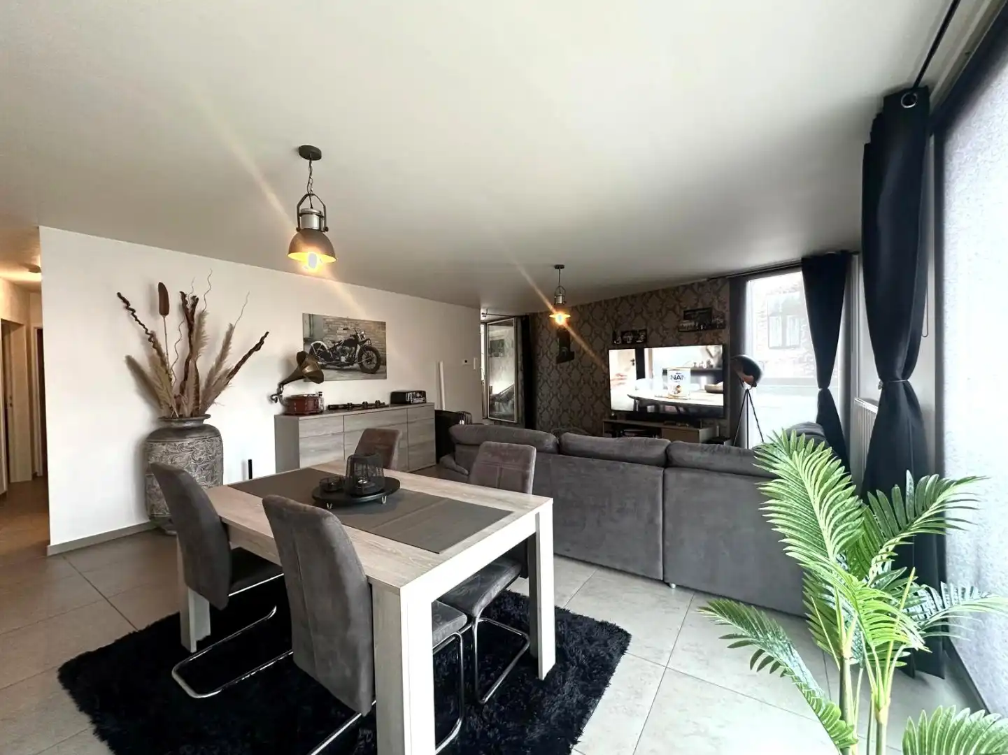 Appartement in het centrum van Sint-Kruis foto 3