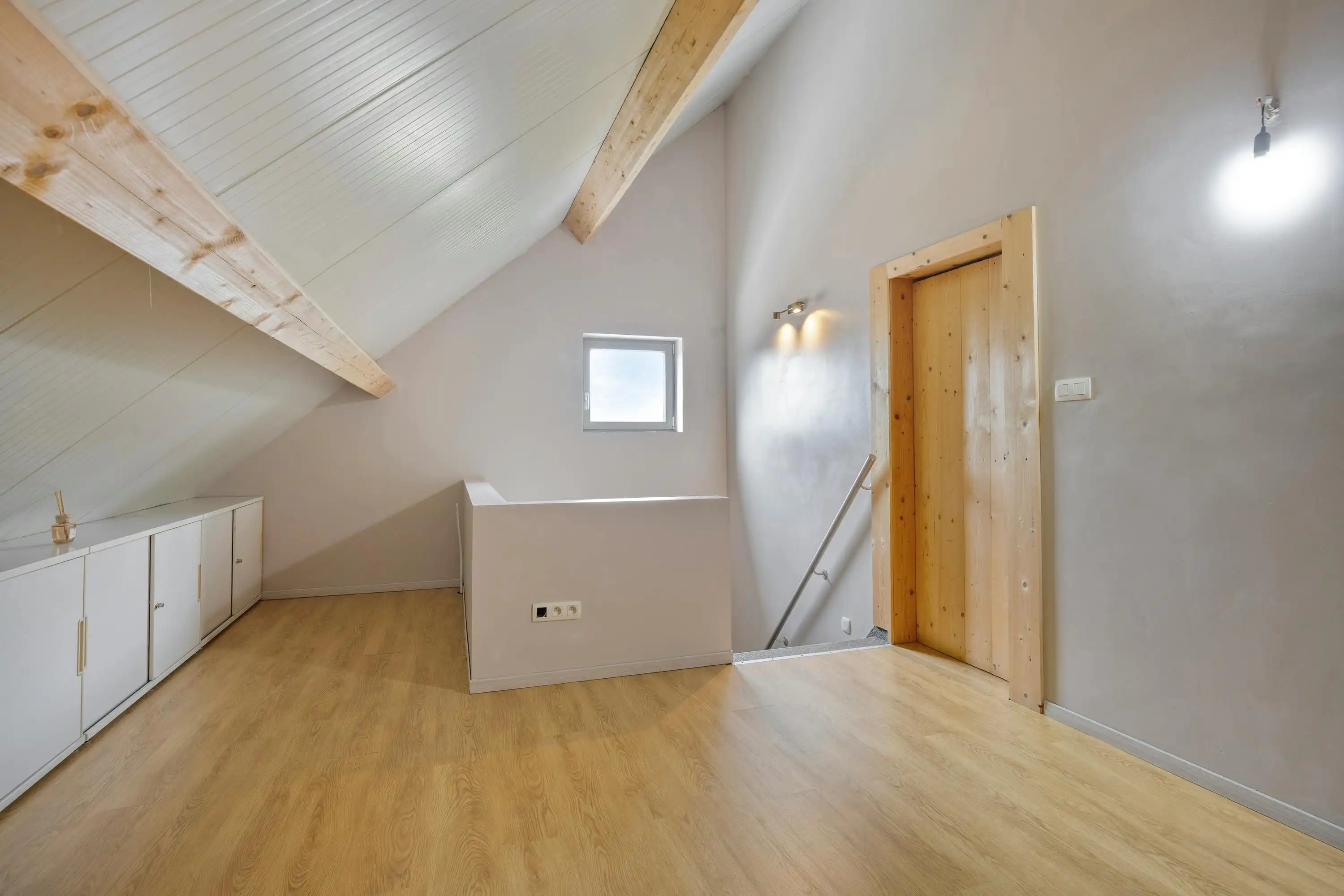Recente woning met mooie tuin en mogelijkheid tot 2 woonentiteiten foto 12