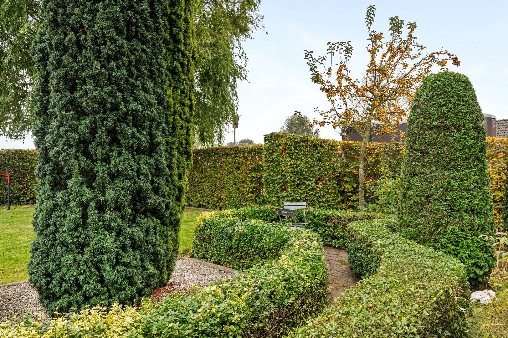  ALLEENSTAANDE VILLA MET 5/6 SLAAPKAMERS, DUBBELE GARAGE EN TUIN  foto 7