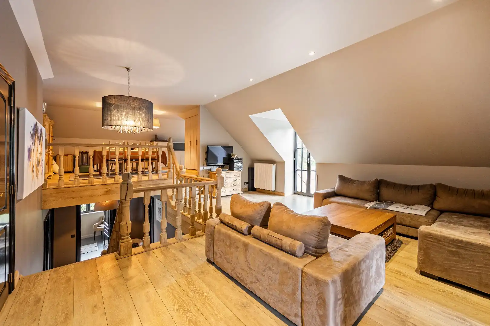 Prachtige landelijke villa met gezinstuin en graslanden op 32.558m² foto 26